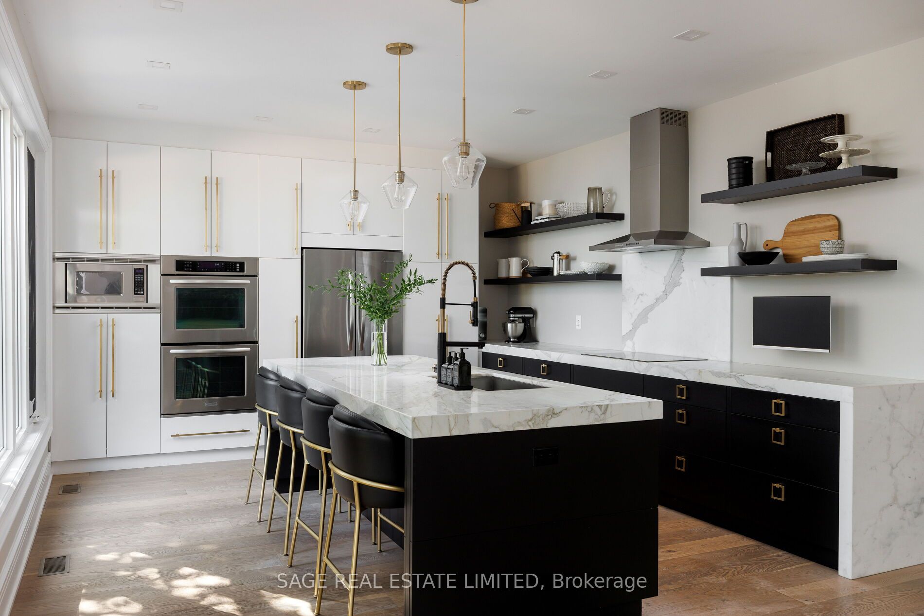 79 Fishleigh Drive Property Photo 13