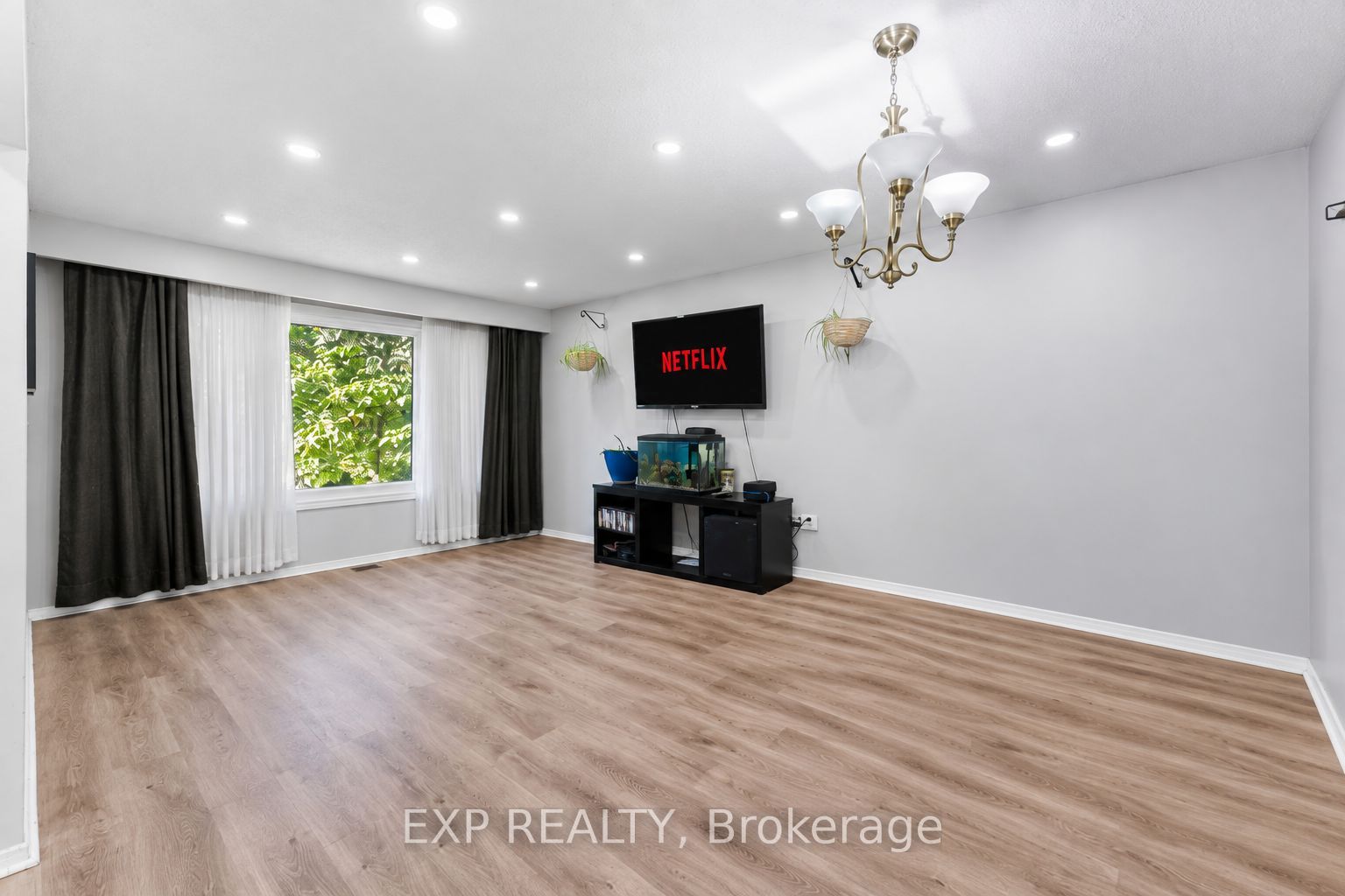 167 Sinclair Avenue Property Photo 6