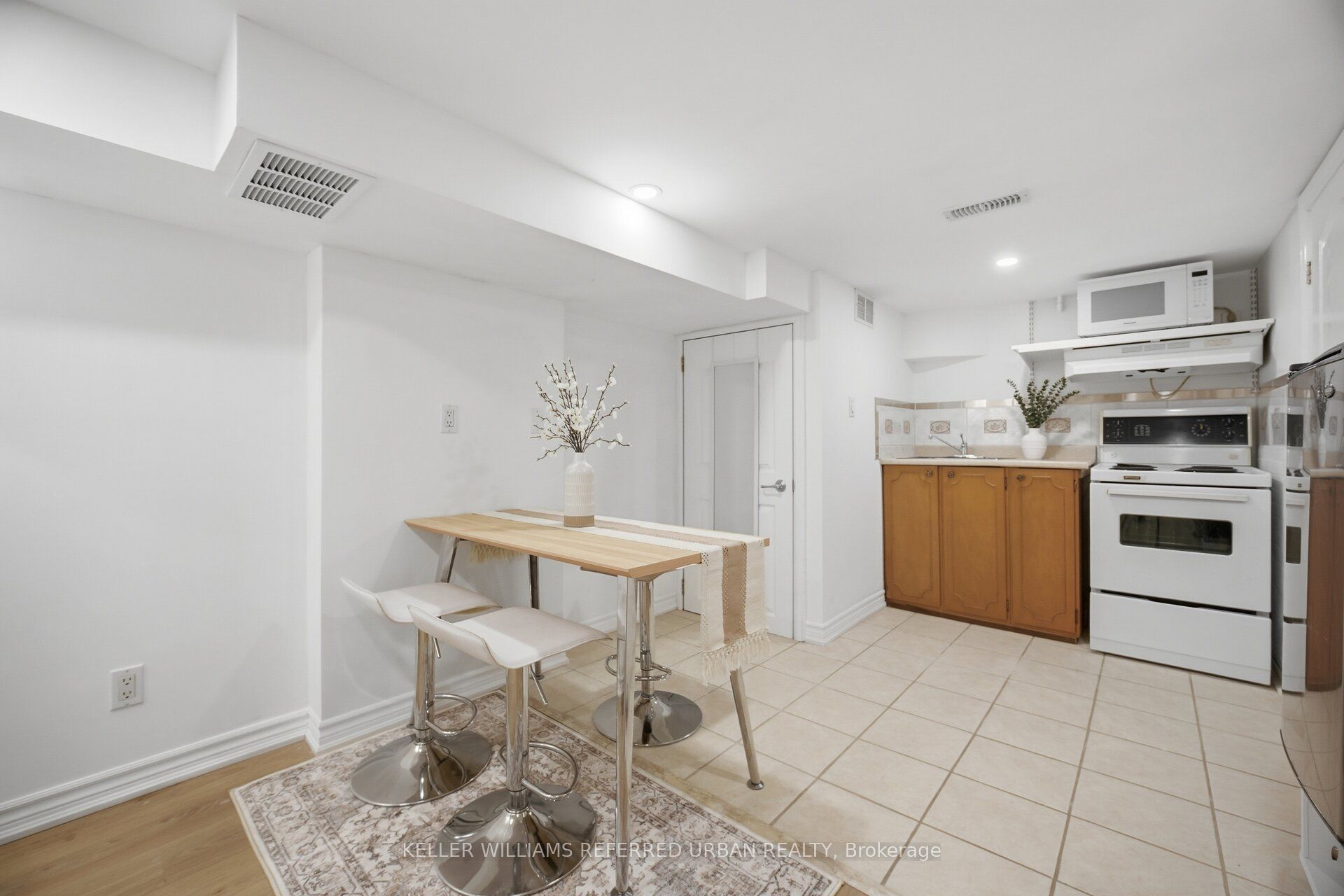 96 Highfield Road Property Photo 35