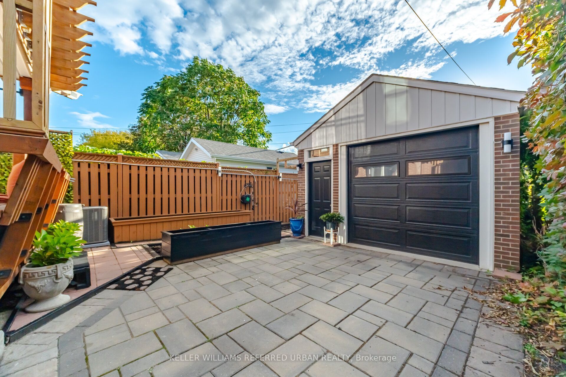 96 Highfield Road Property Photo 43