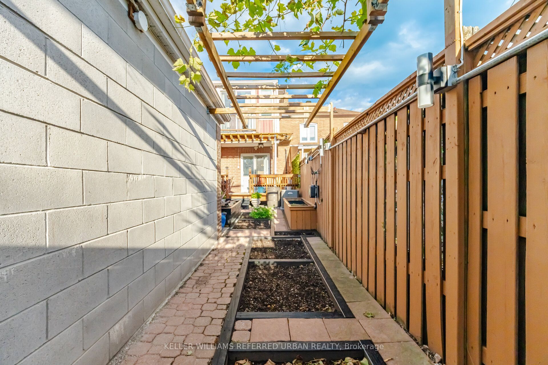 96 Highfield Road Property Photo 46