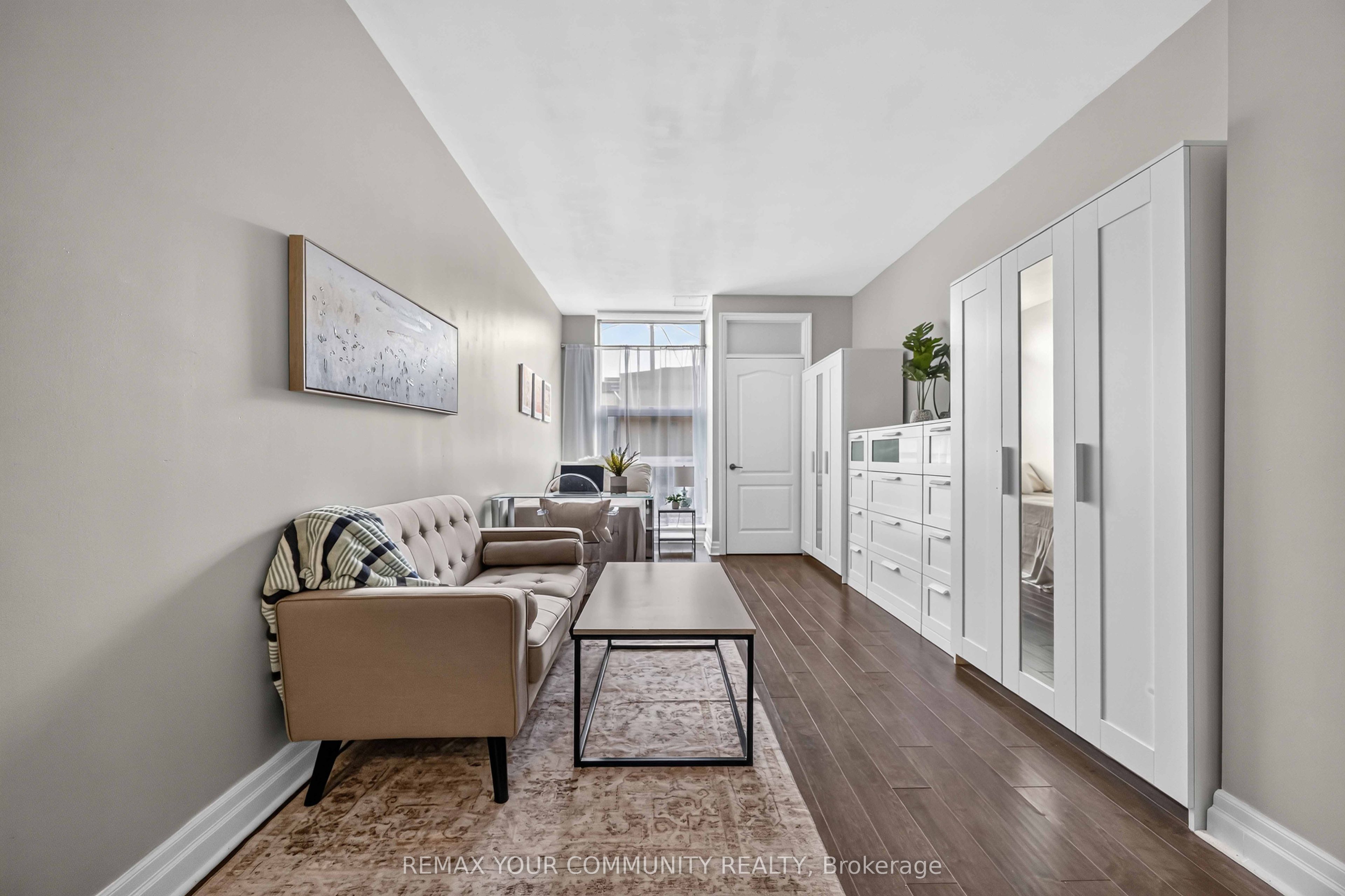 44 Bond Street W 101 Property Photo 1