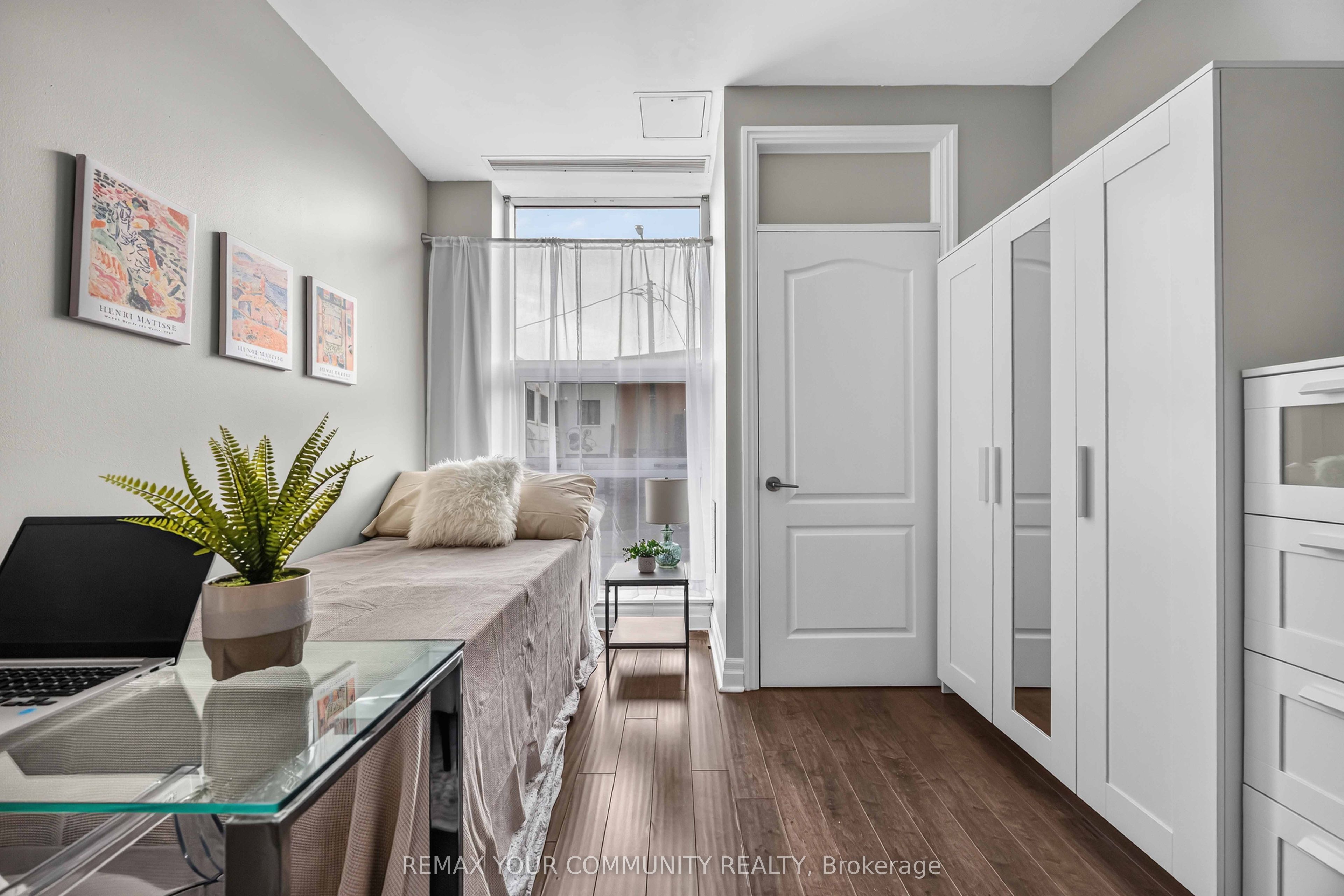 44 Bond Street W 101 Property Photo 18