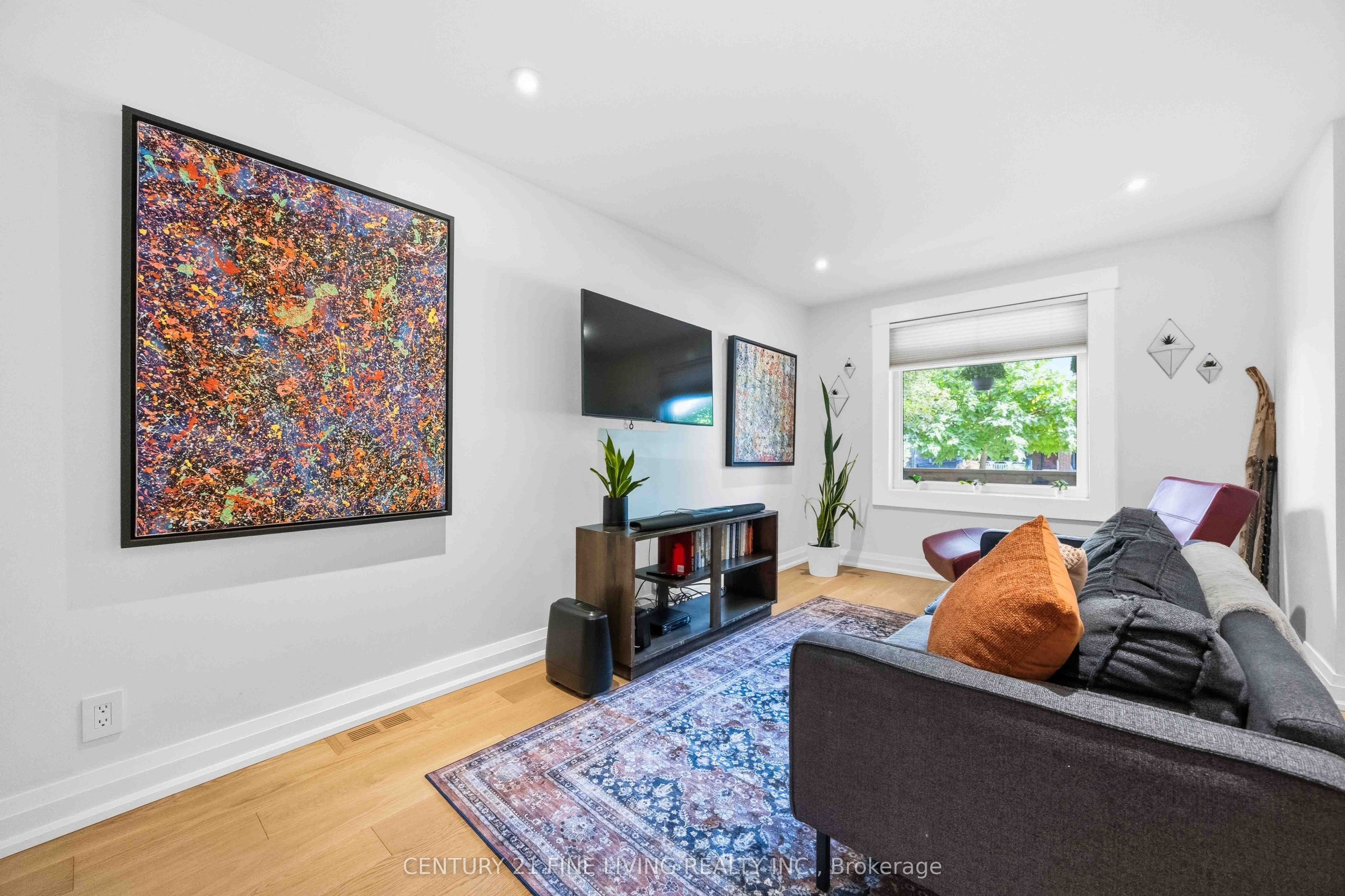 294 Gainsborough Road Property Photo 7