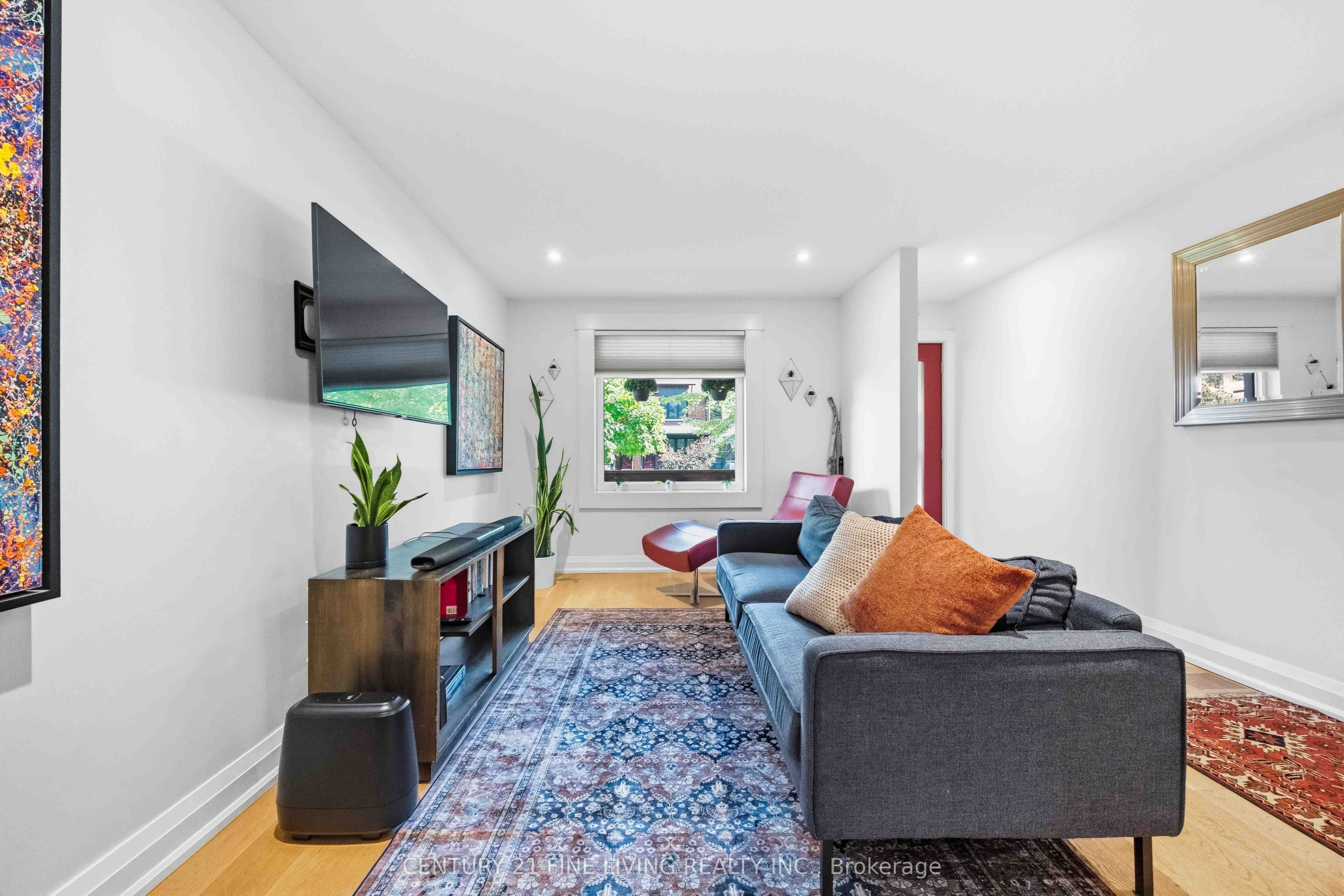 294 Gainsborough Road Property Photo 12