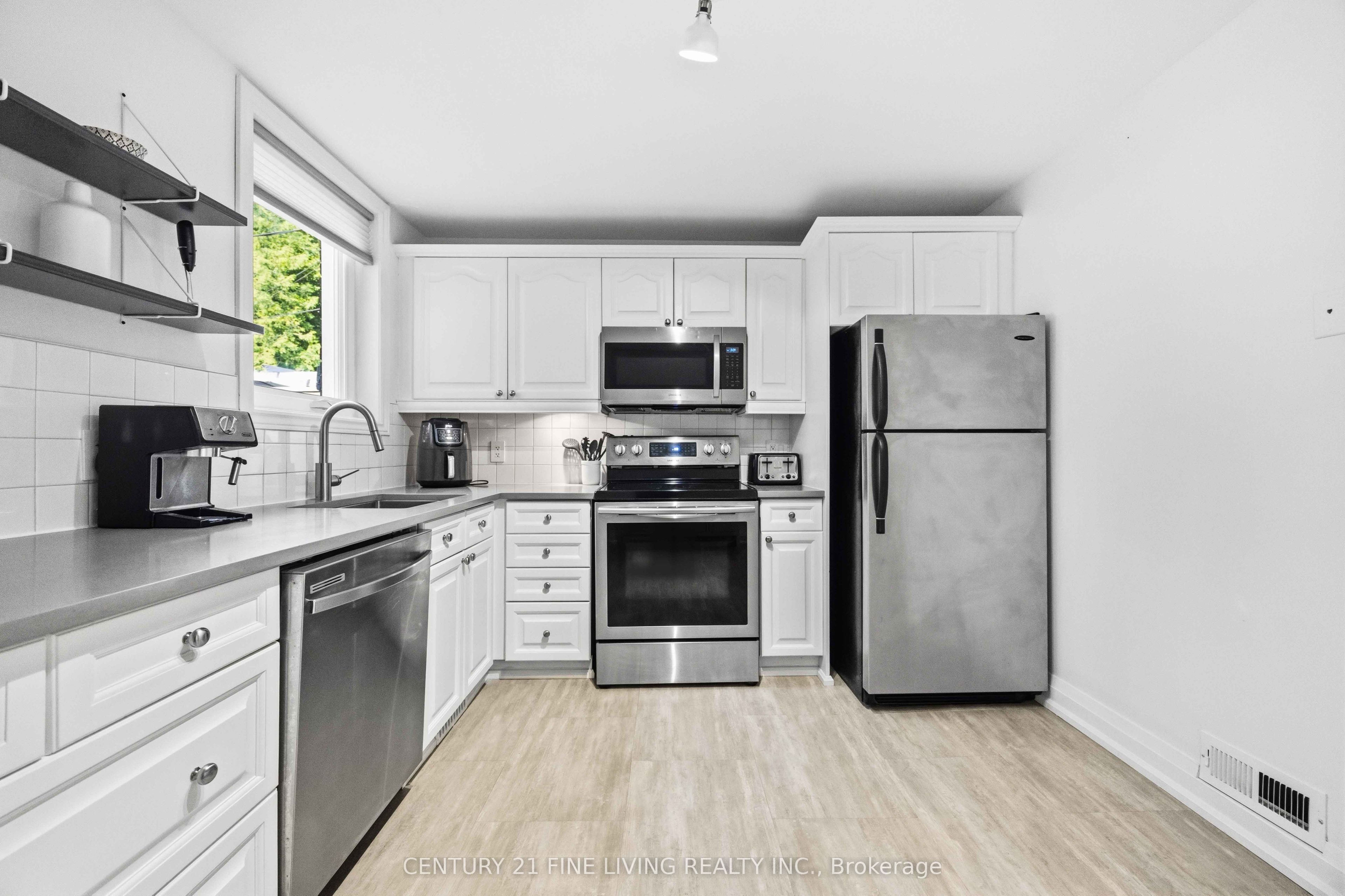 294 Gainsborough Road Property Photo 16