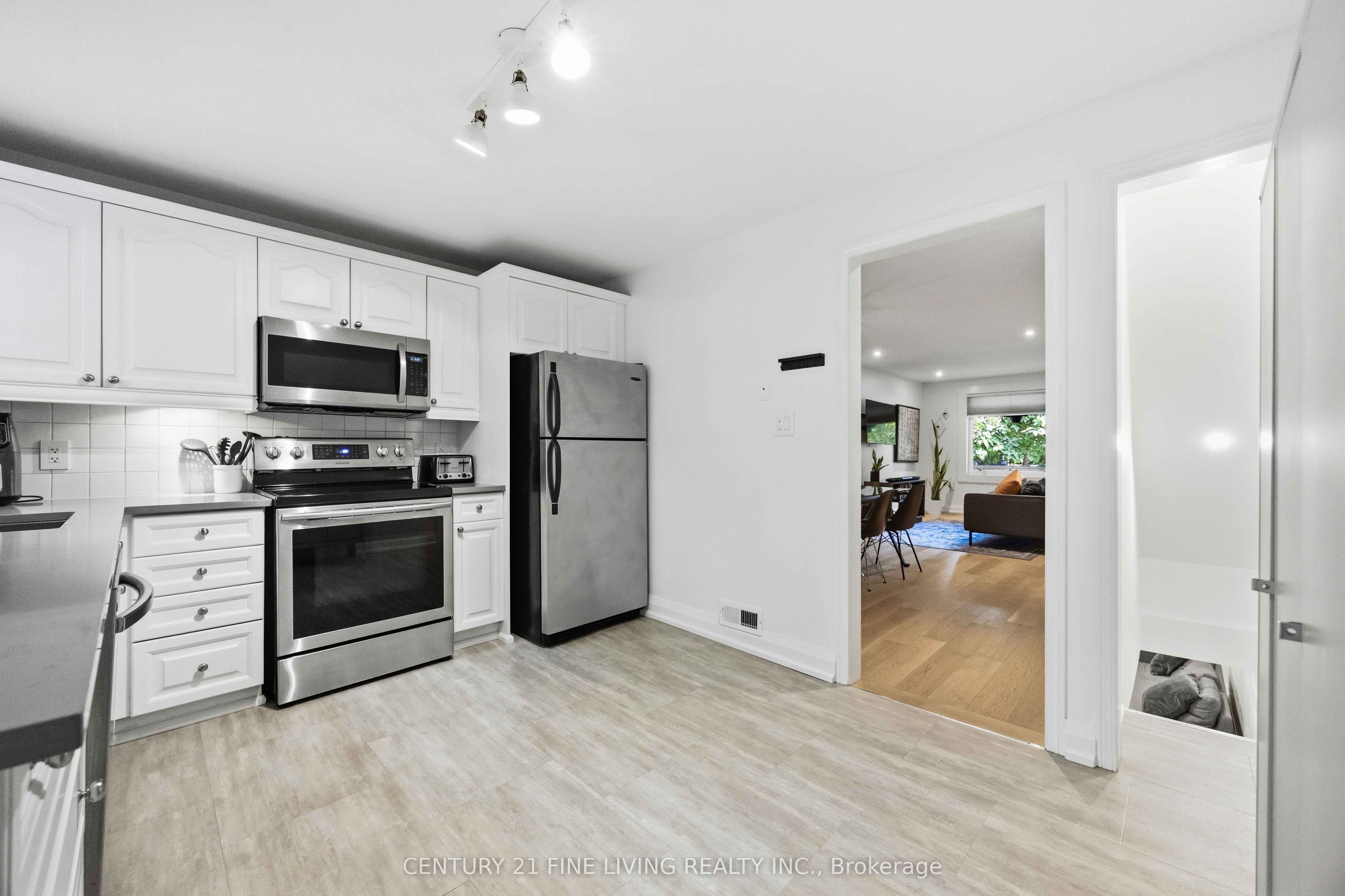 294 Gainsborough Road Property Photo 17