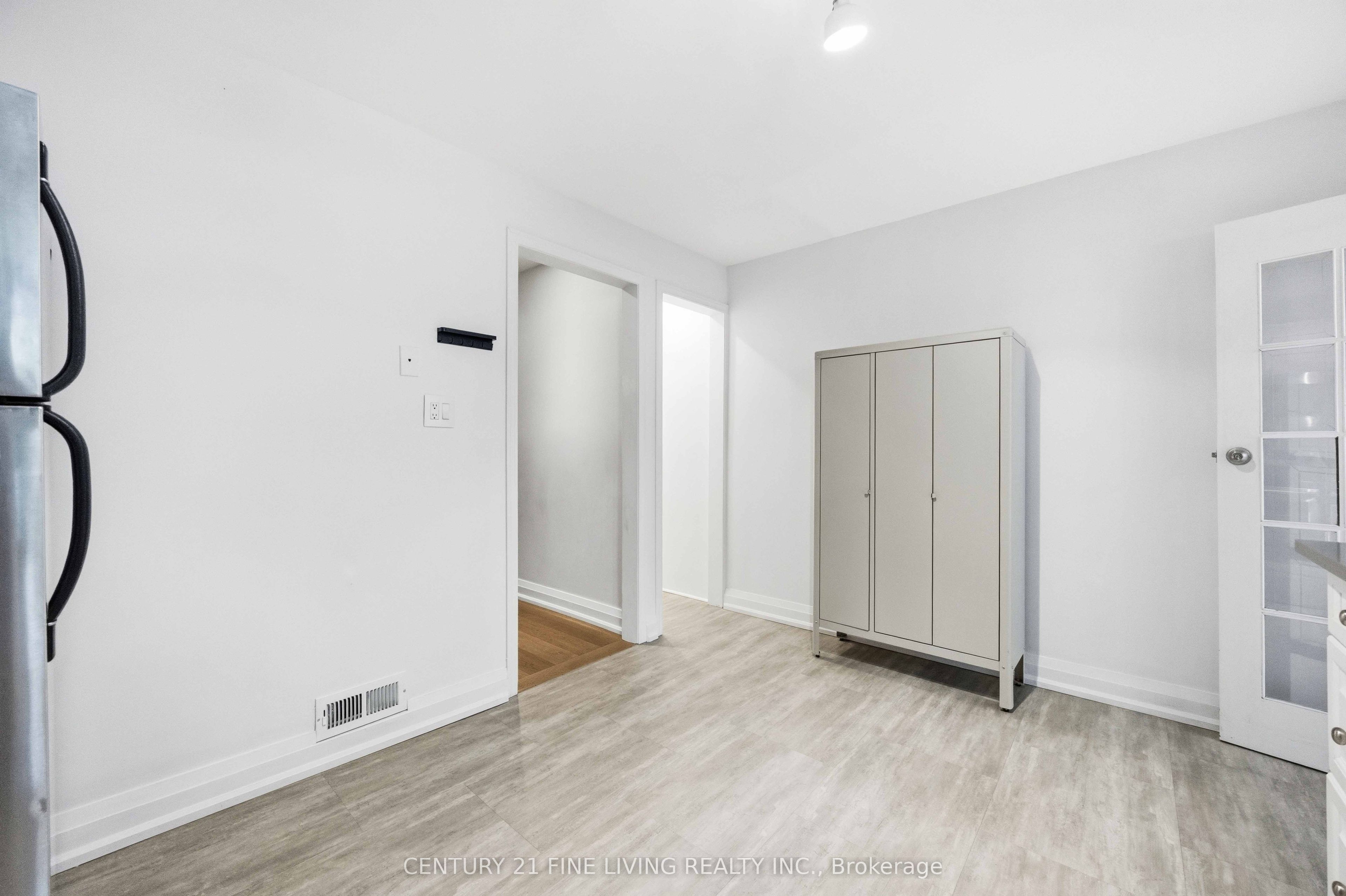 294 Gainsborough Road Property Photo 20