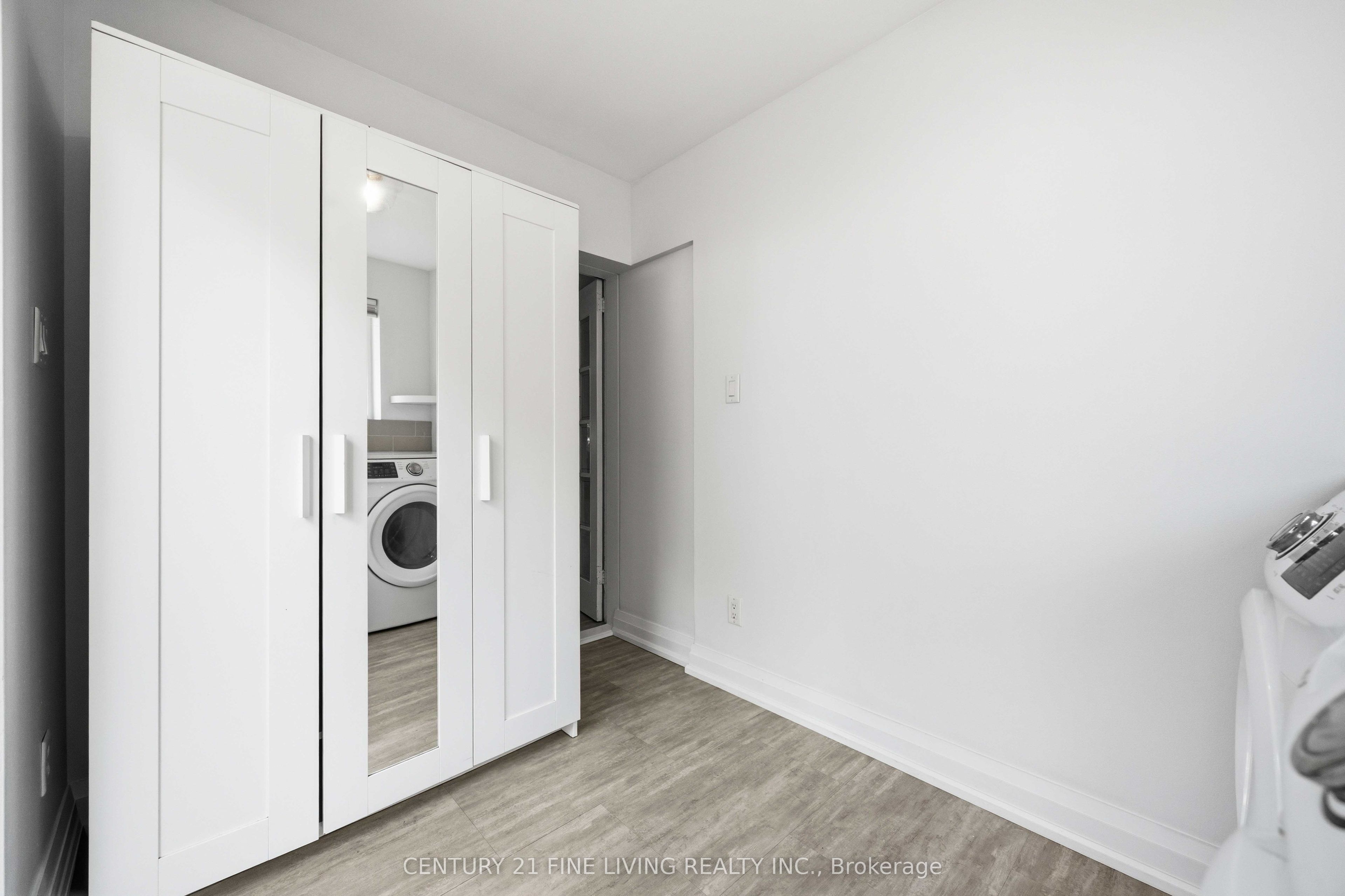 294 Gainsborough Road Property Photo 22