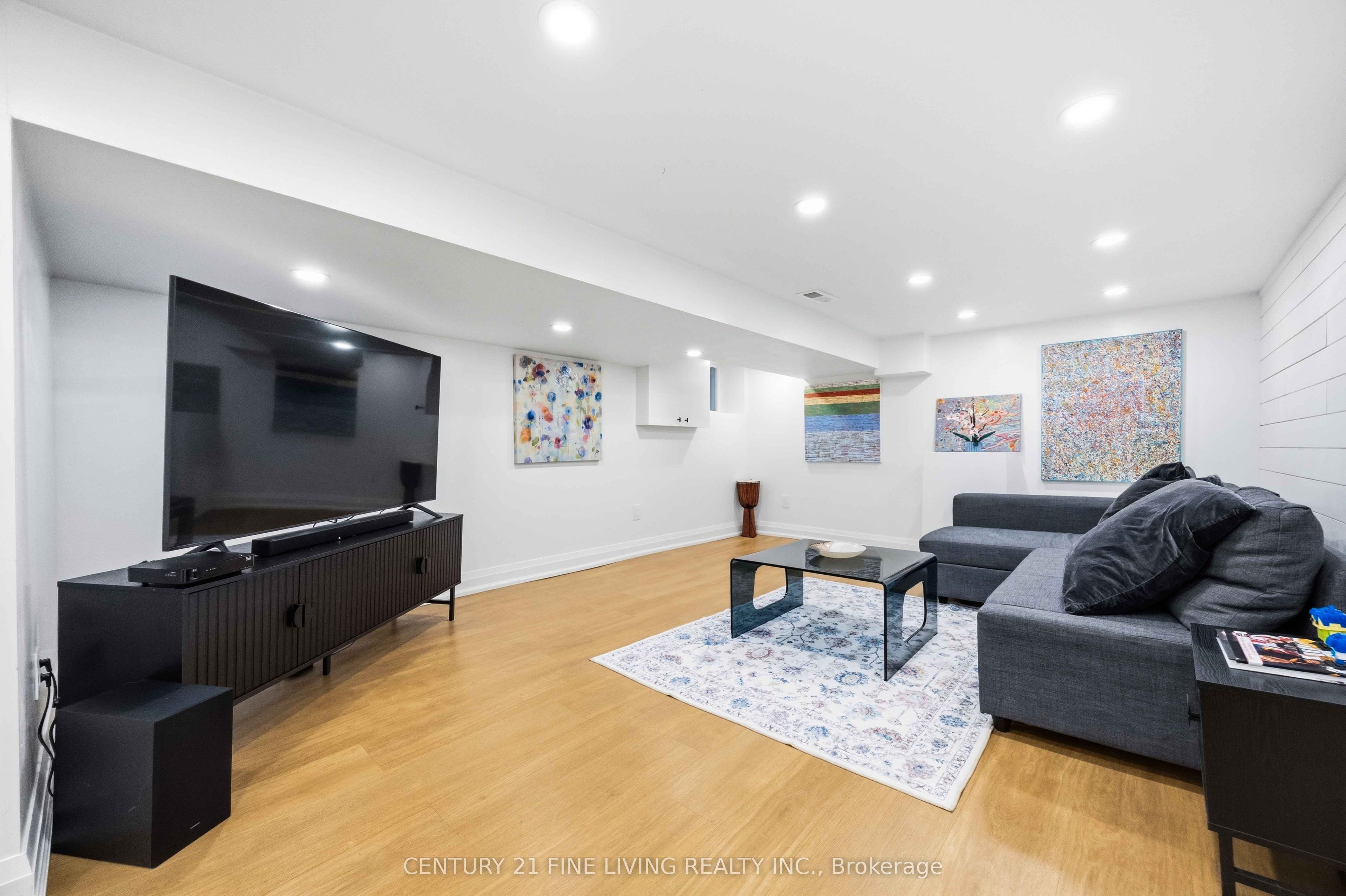 294 Gainsborough Road Property Photo 34