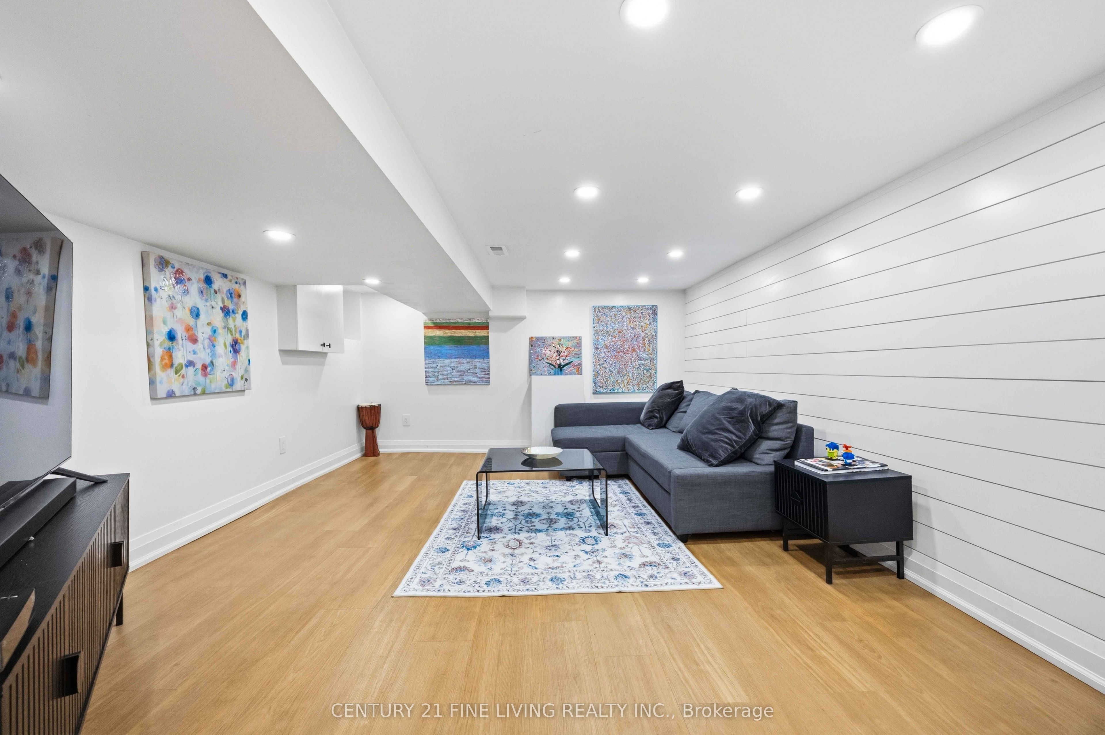 294 Gainsborough Road Property Photo 35