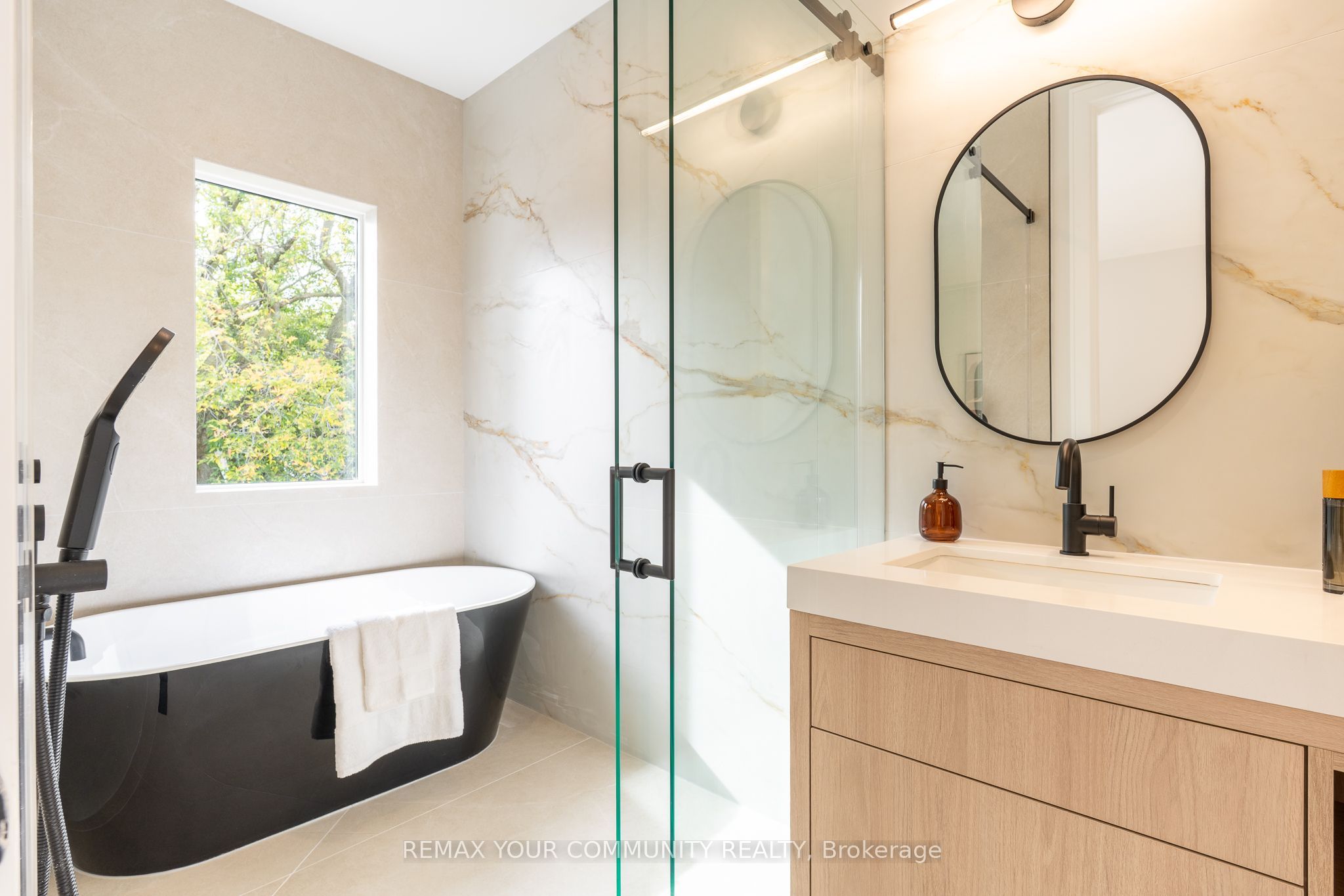 281 Queensdale Avenue Property Photo 25