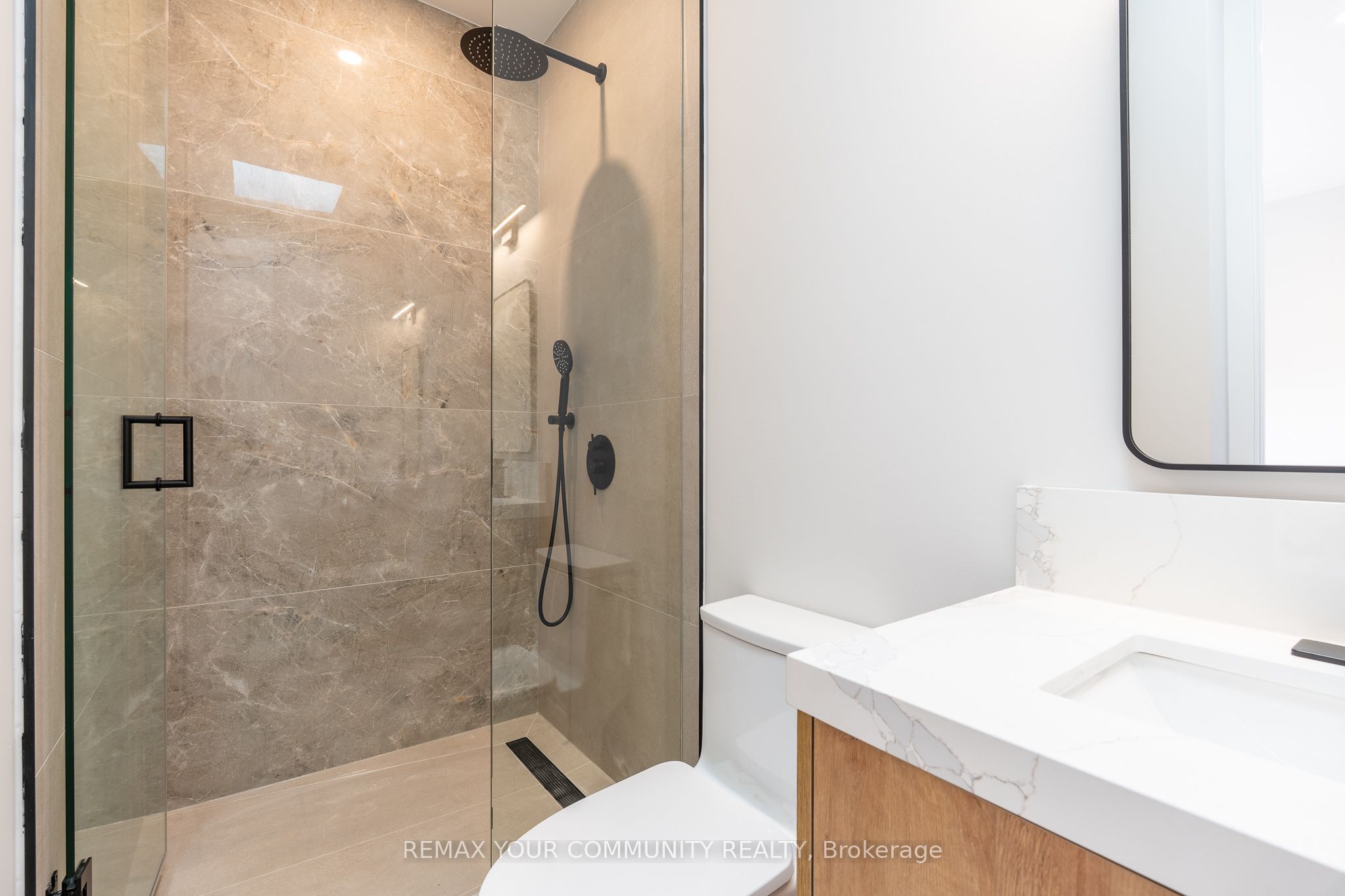 281 Queensdale Avenue Property Photo 29