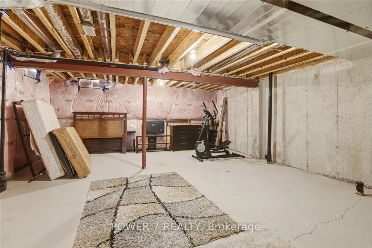 94 Conarty Crescent Property Photo 17