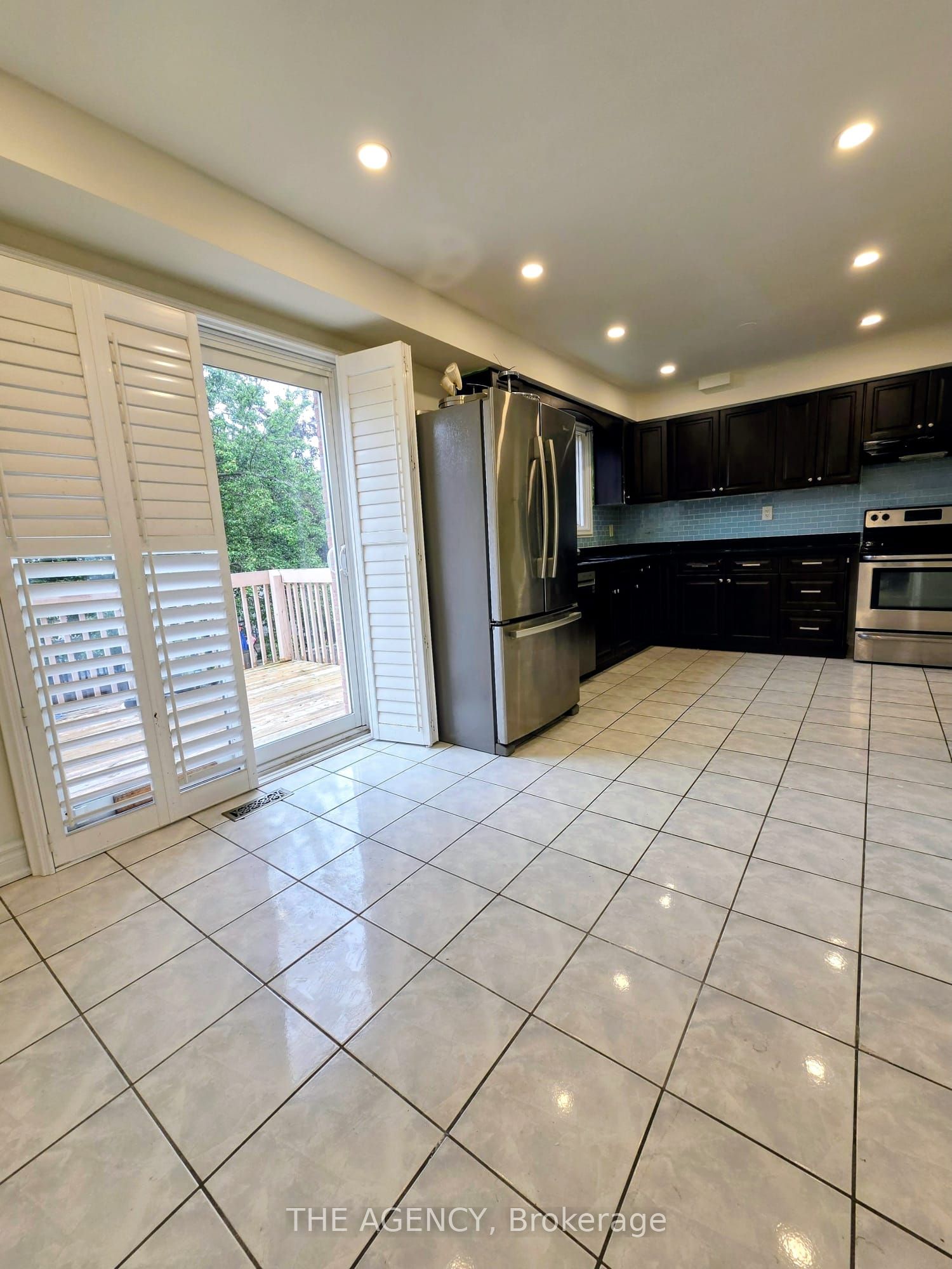 97 Mullen Drive Property Photo 6