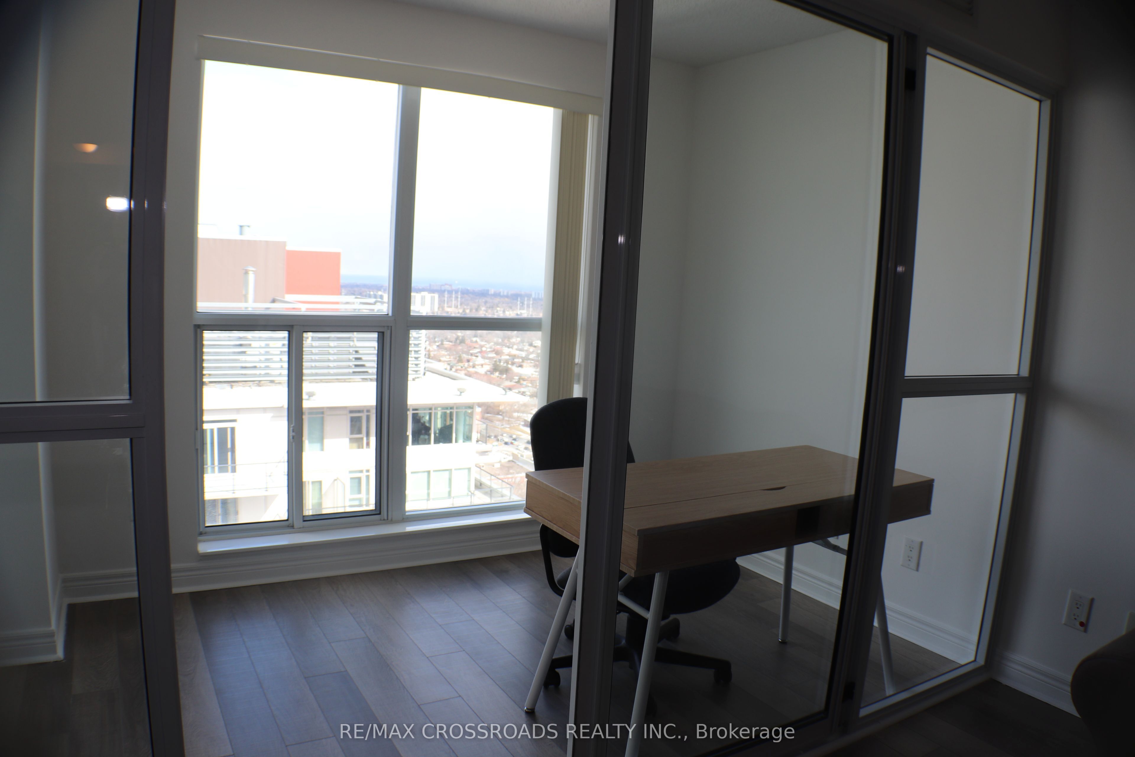 50 Town Centre Court 3309 Property Photo 11