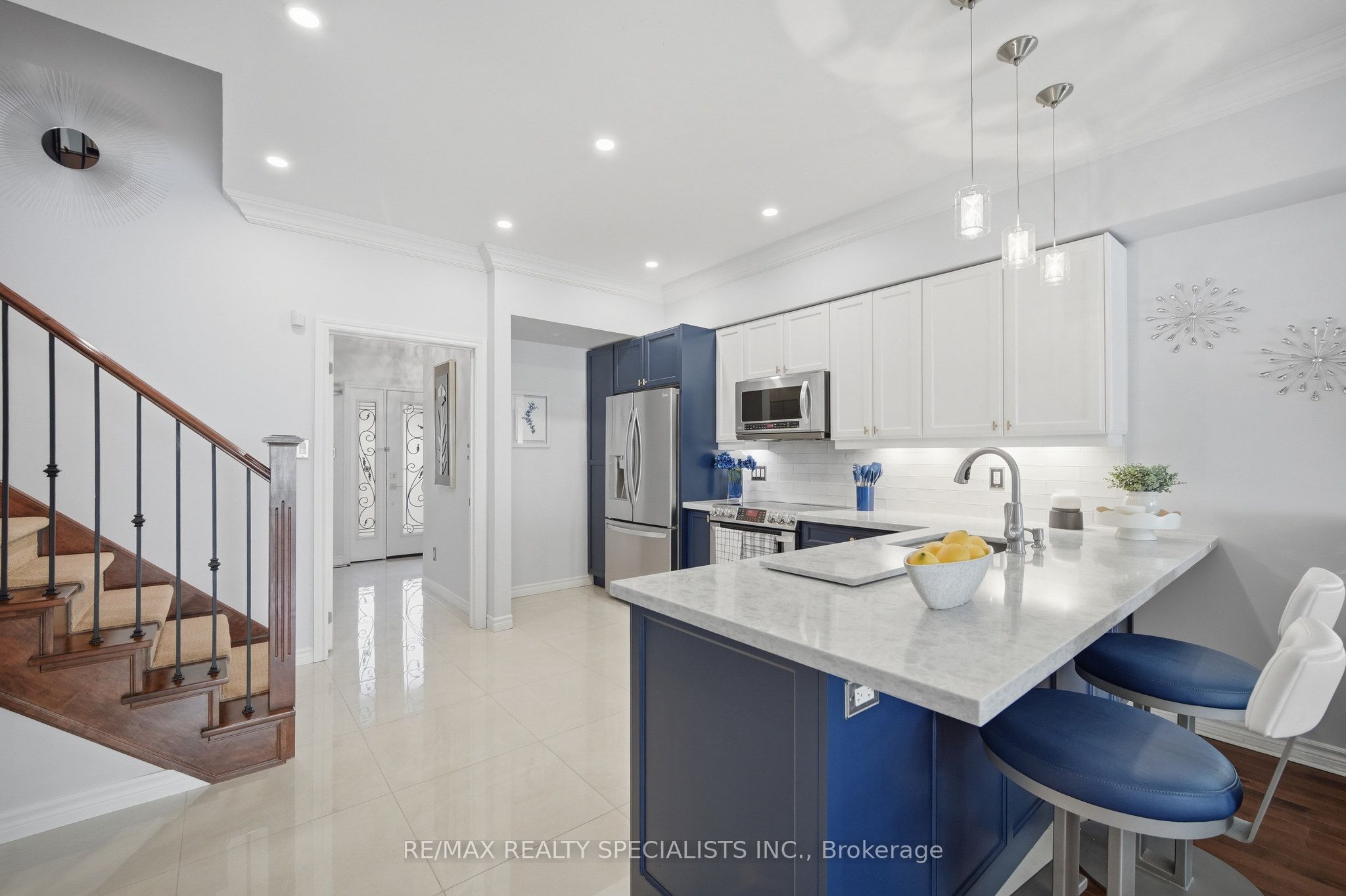 935 Barbados Street Property Photo 7