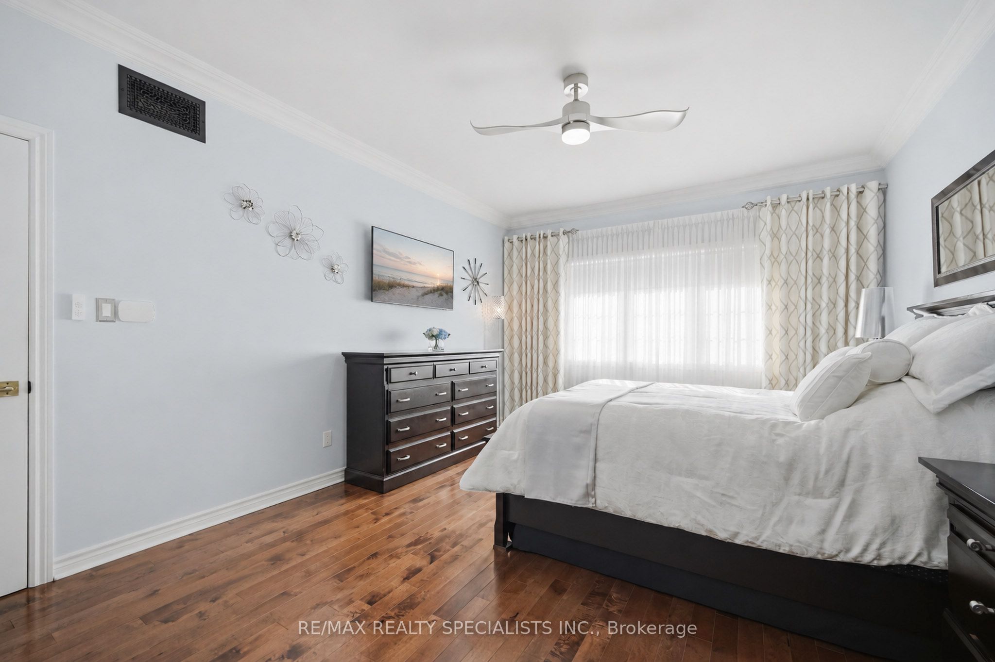 935 Barbados Street Property Photo 18