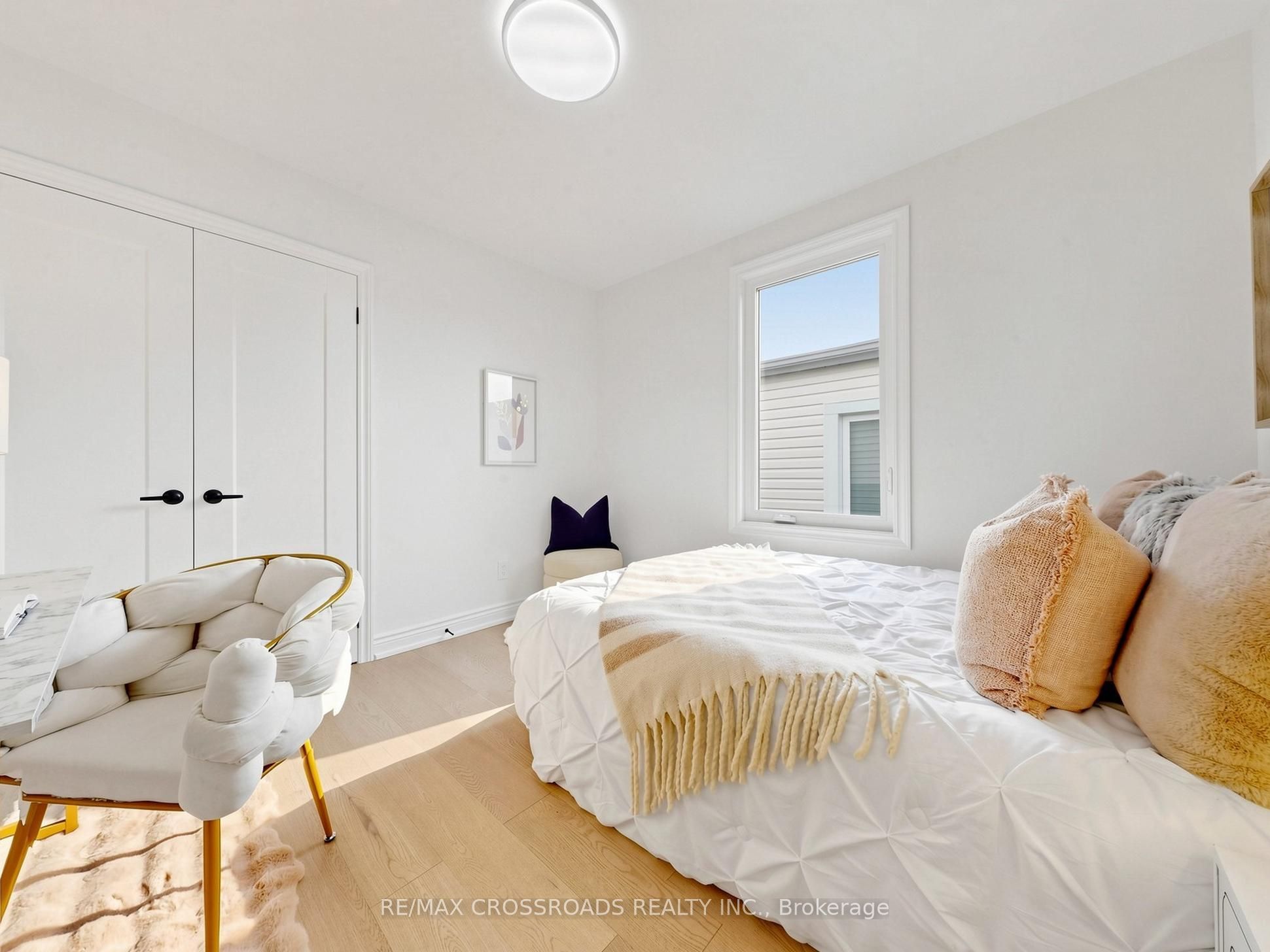 548 Glebeholme Boulevard Property Photo 32