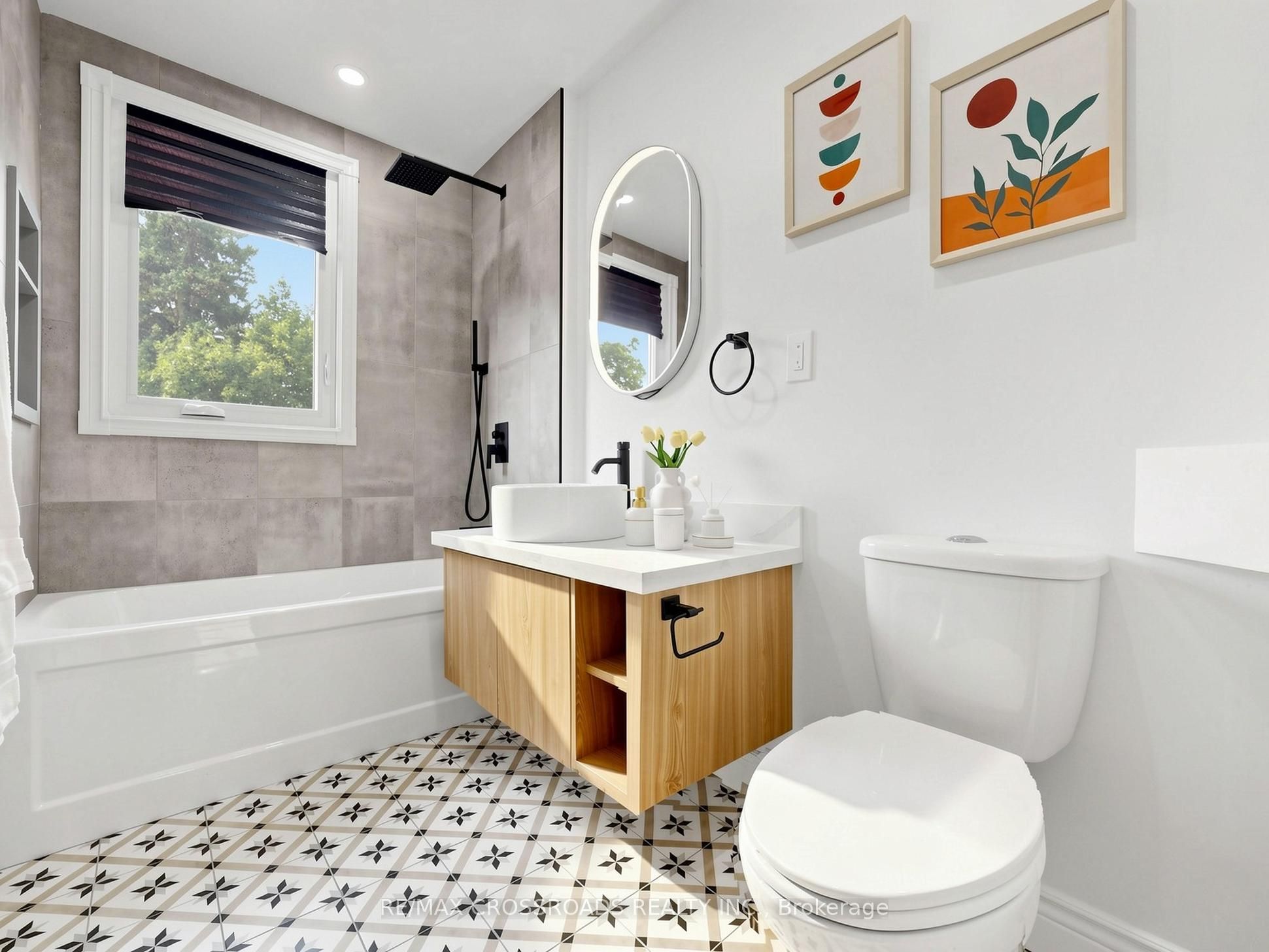 548 Glebeholme Boulevard Property Photo 34
