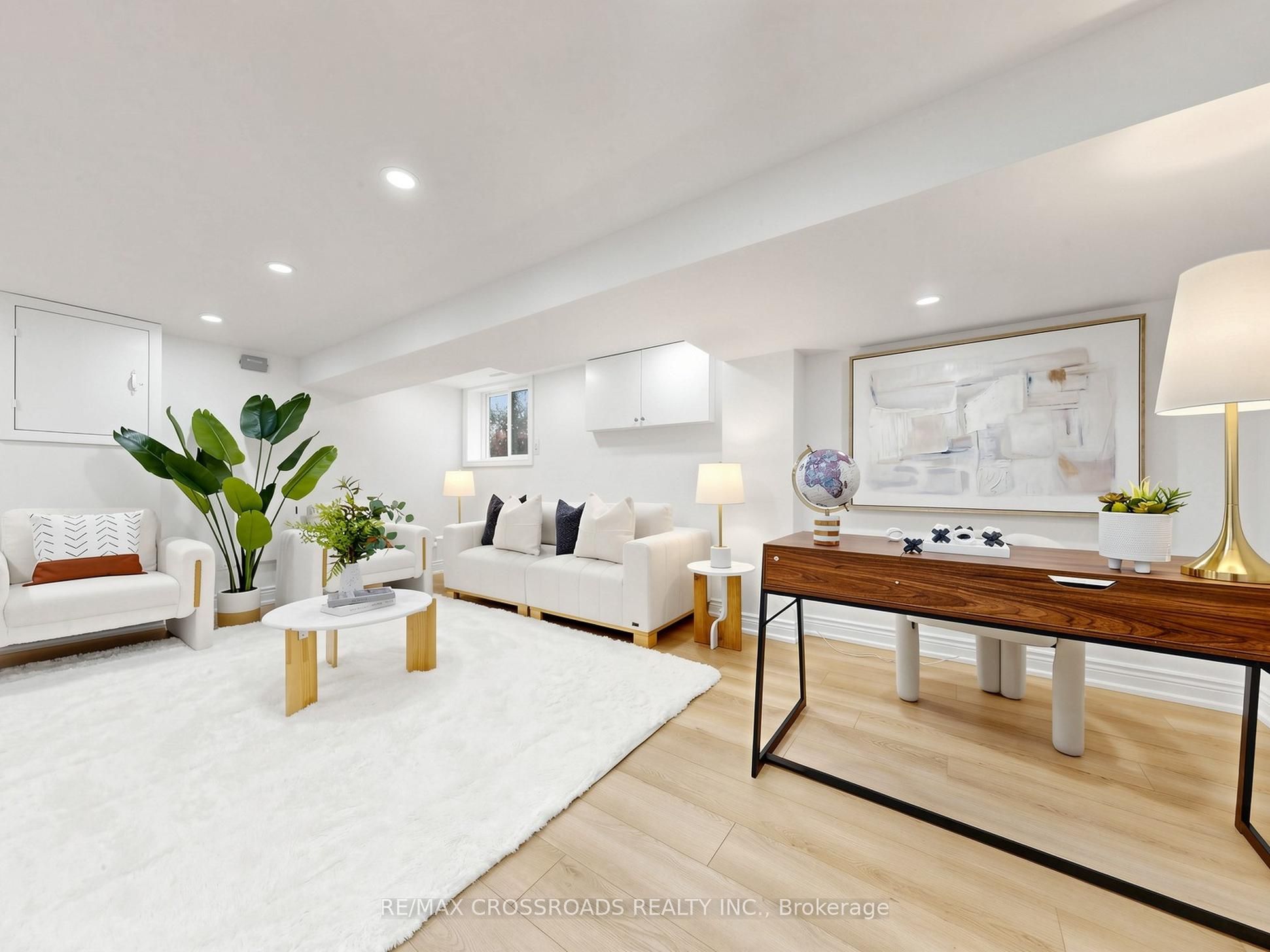 548 Glebeholme Boulevard Property Photo 39