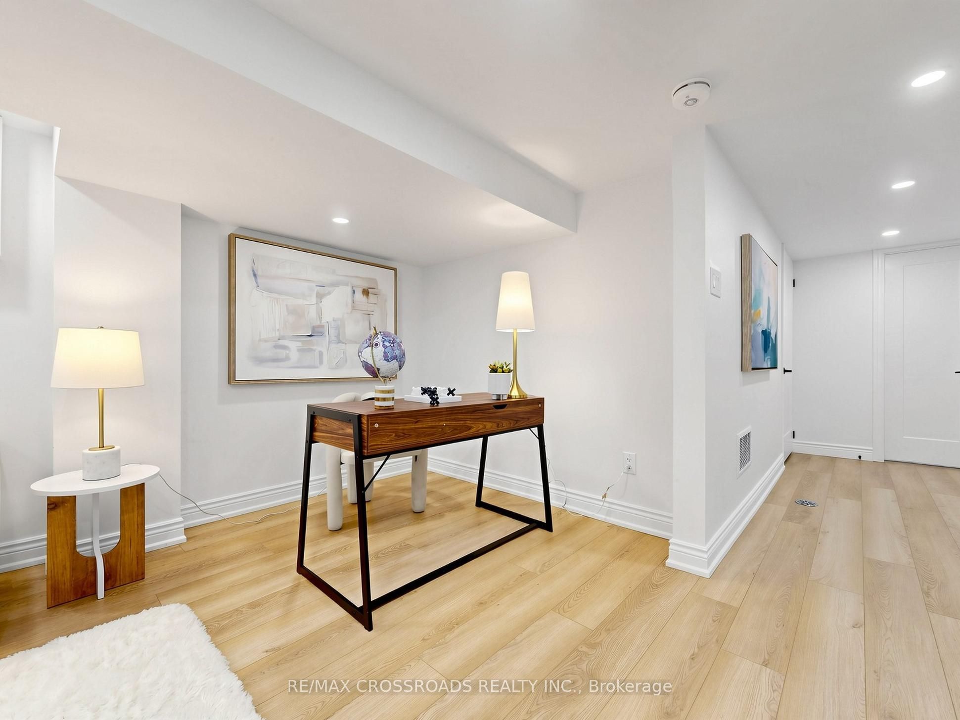 548 Glebeholme Boulevard Property Photo 40