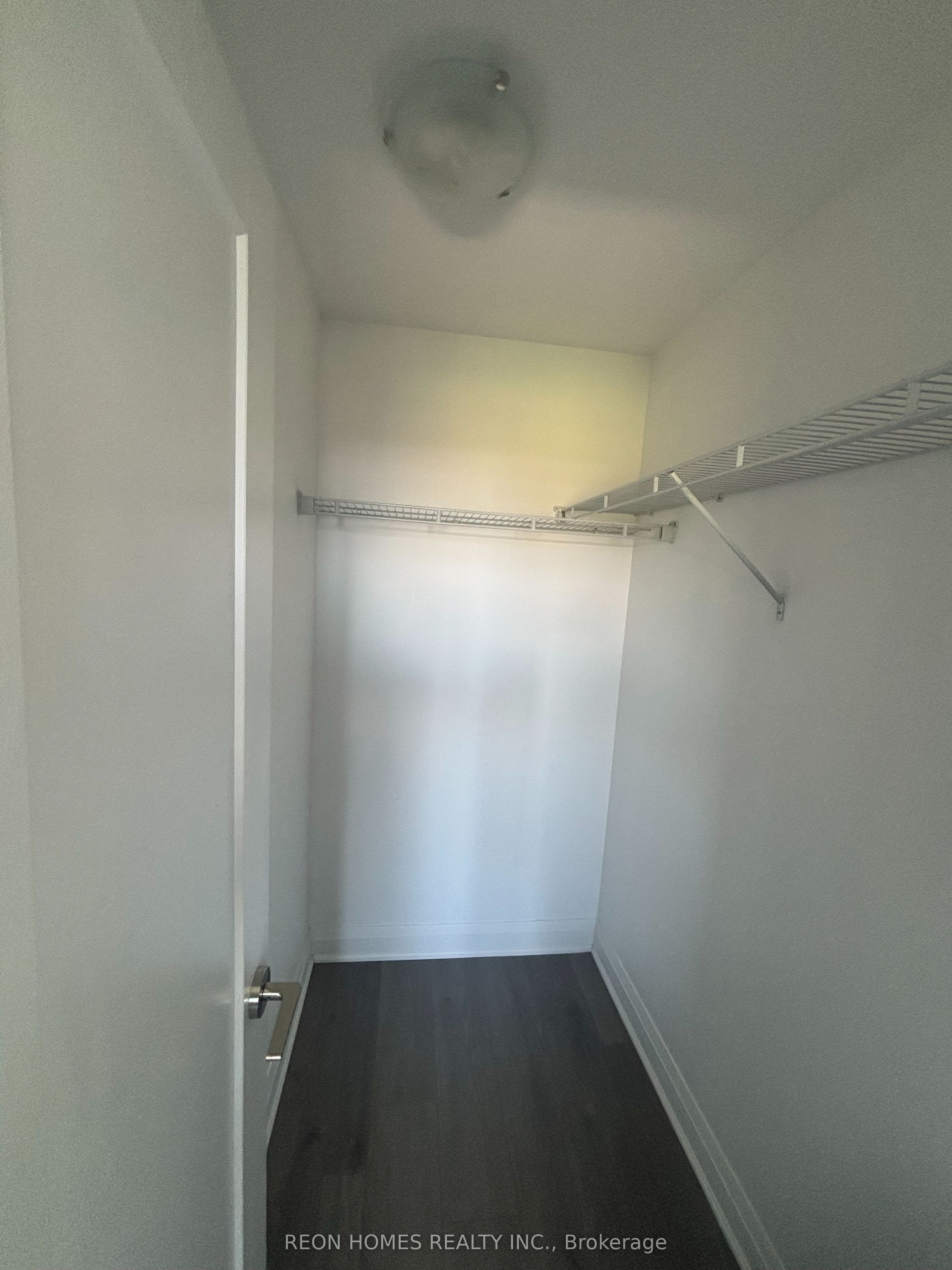 3220 Sheppard Avenue E 220 Property Photo 4