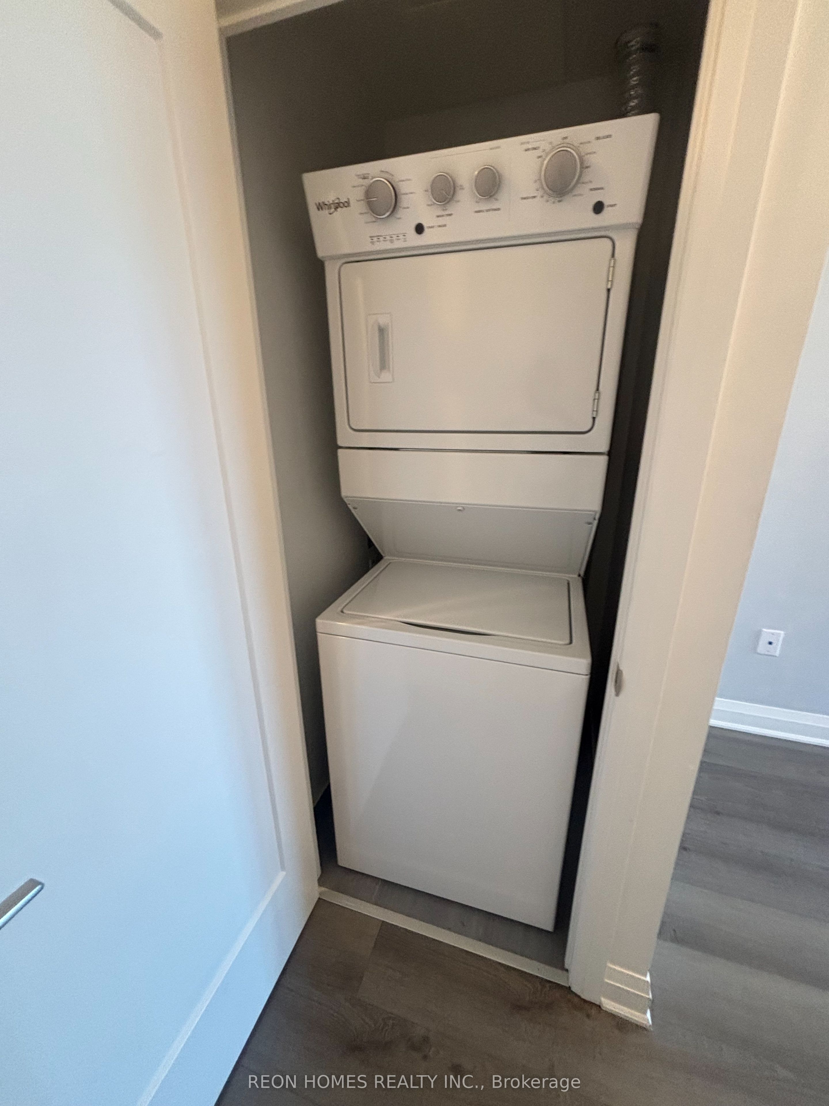 3220 Sheppard Avenue E 220 Property Photo 5