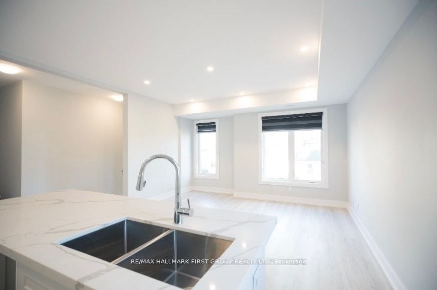 180 Prince Street 3 Property Photo 10