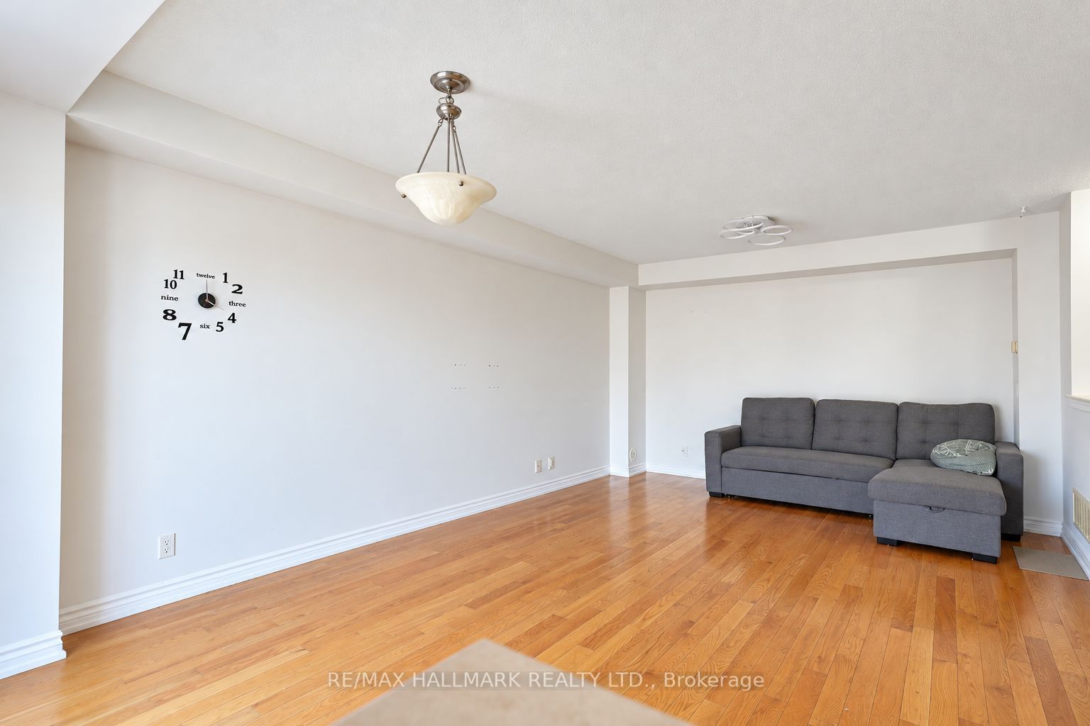 63 Tabaret Crescent Property Photo 8