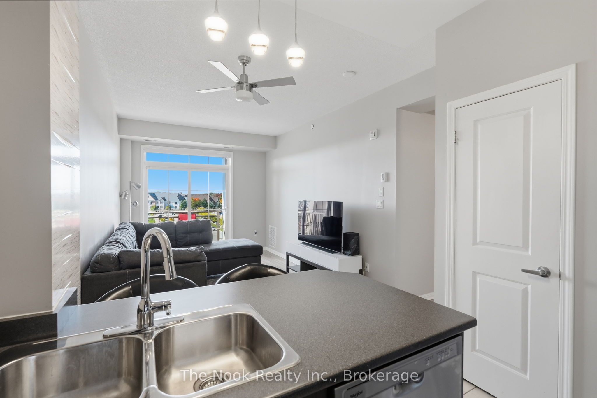 84 Aspen Springs Drive 420 Property Photo 12