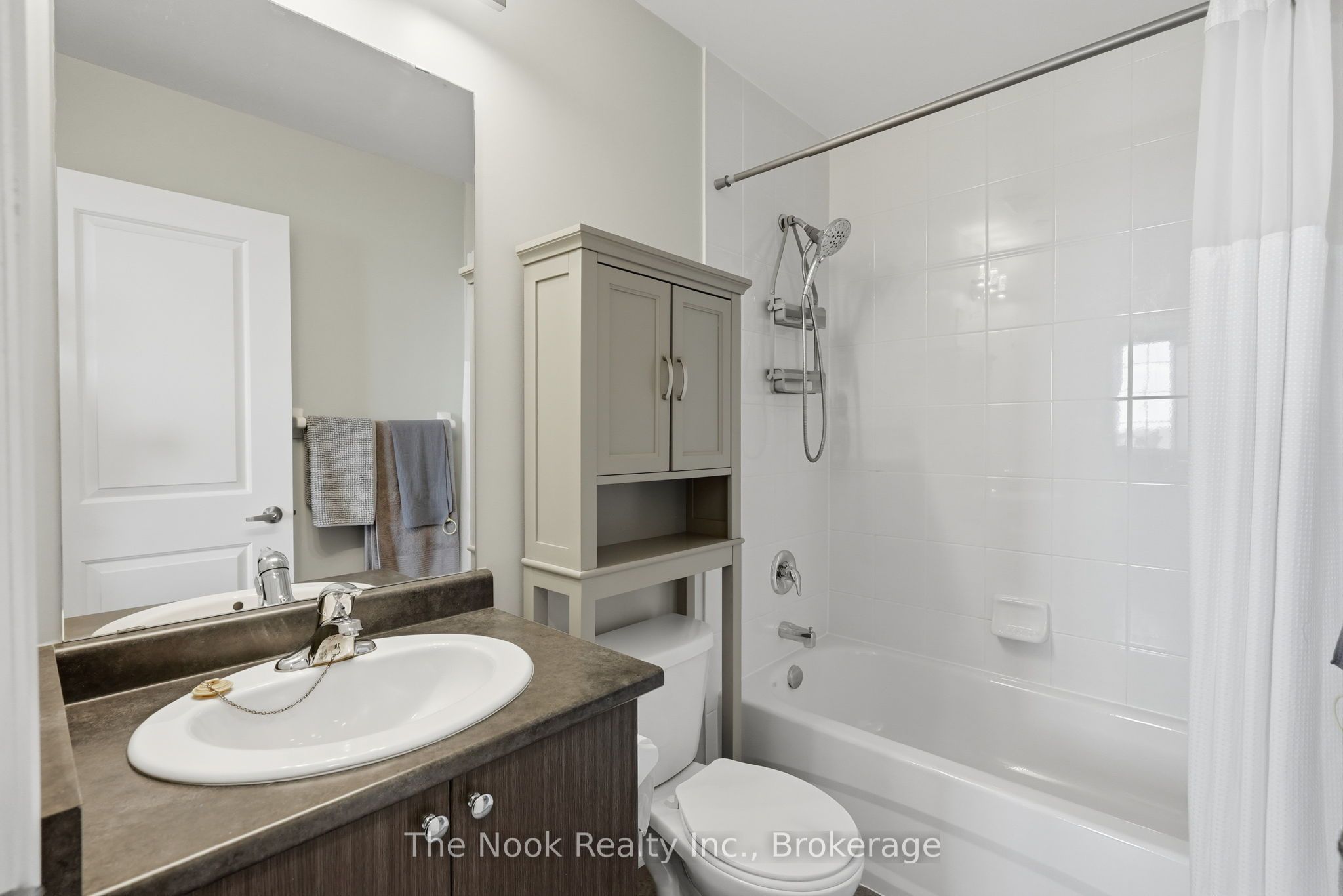 84 Aspen Springs Drive 420 Property Photo 20