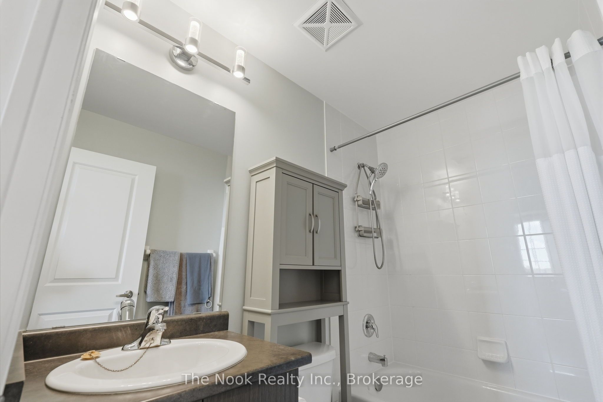 84 Aspen Springs Drive 420 Property Photo 21