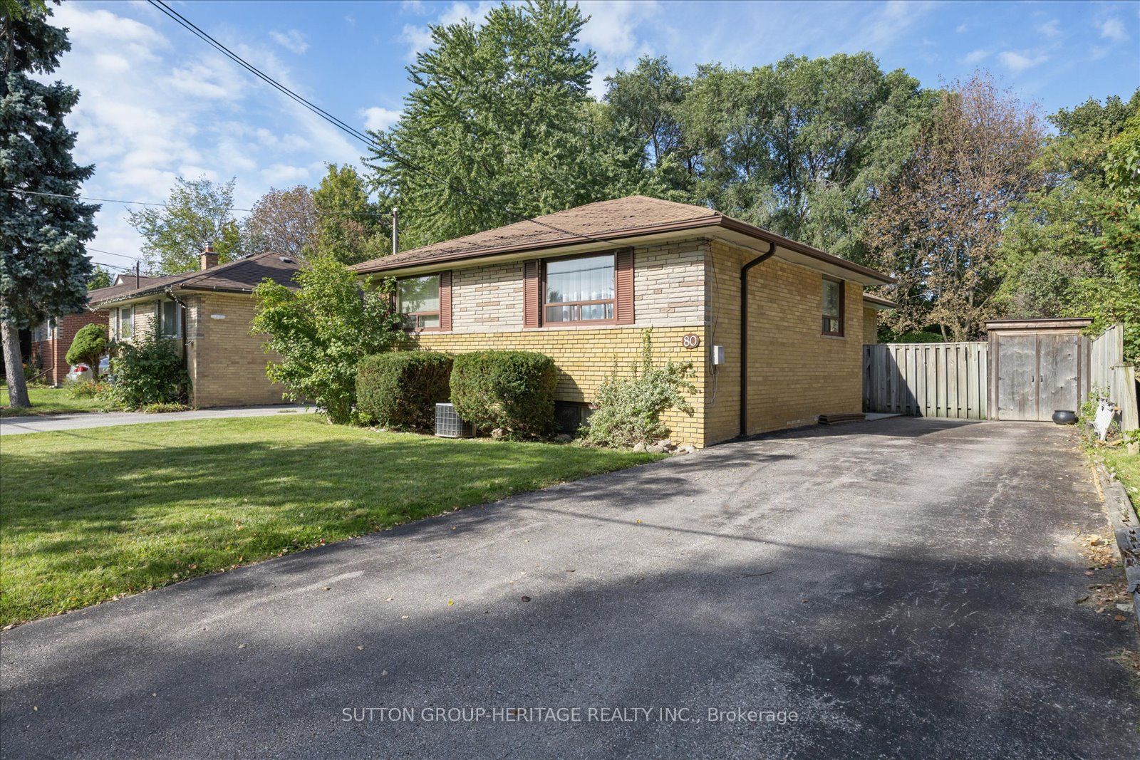80 Applefield Drive Property Photo 1