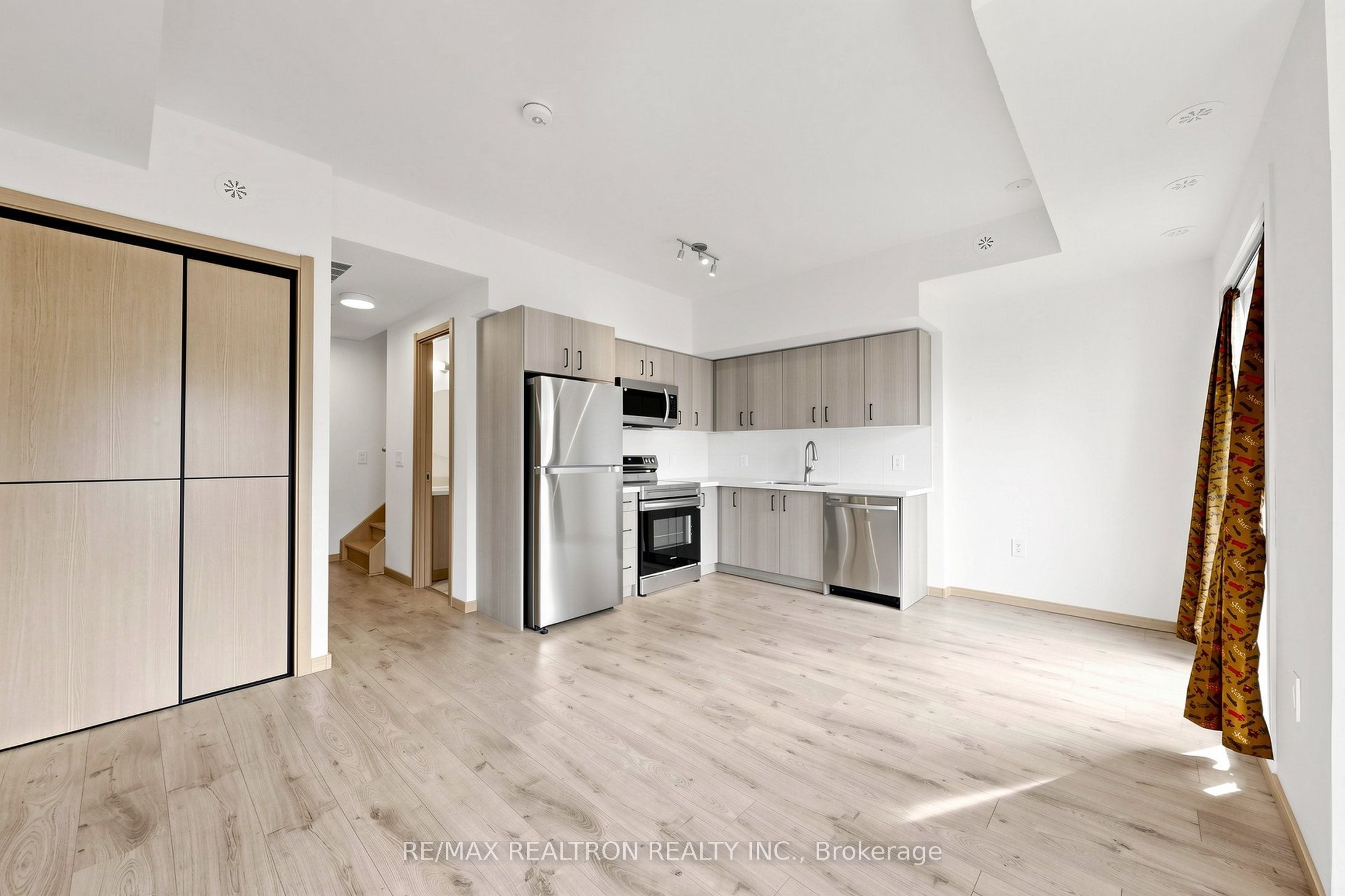 3423 Sheppard Avenue E 307 Property Photo 7
