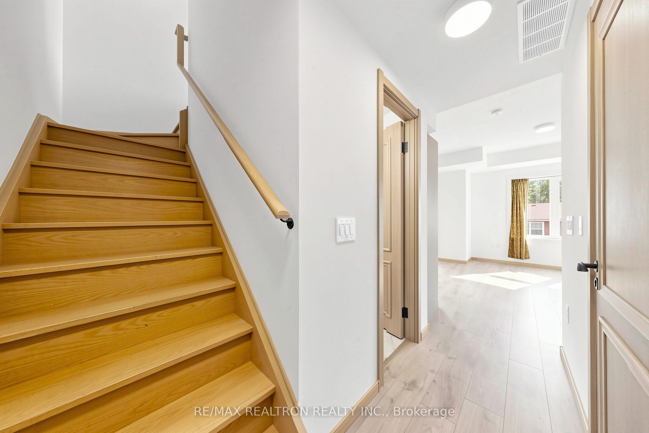 3423 Sheppard Avenue E 307 Property Photo 11