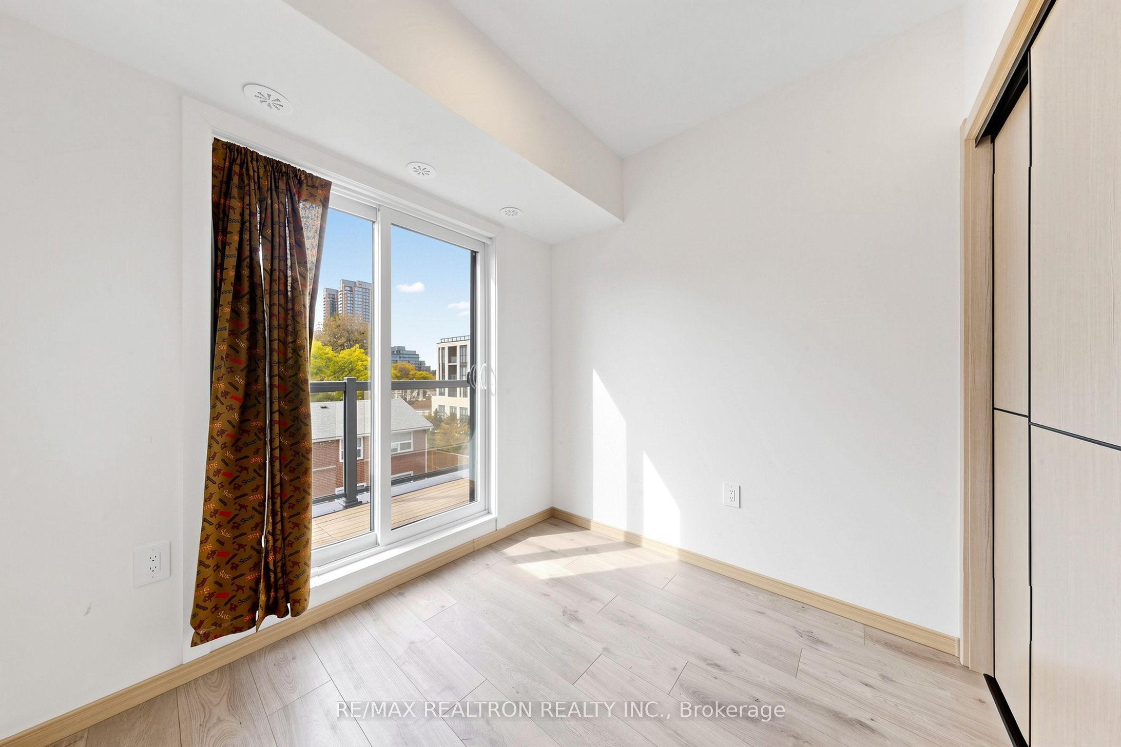 3423 Sheppard Avenue E 307 Property Photo 12