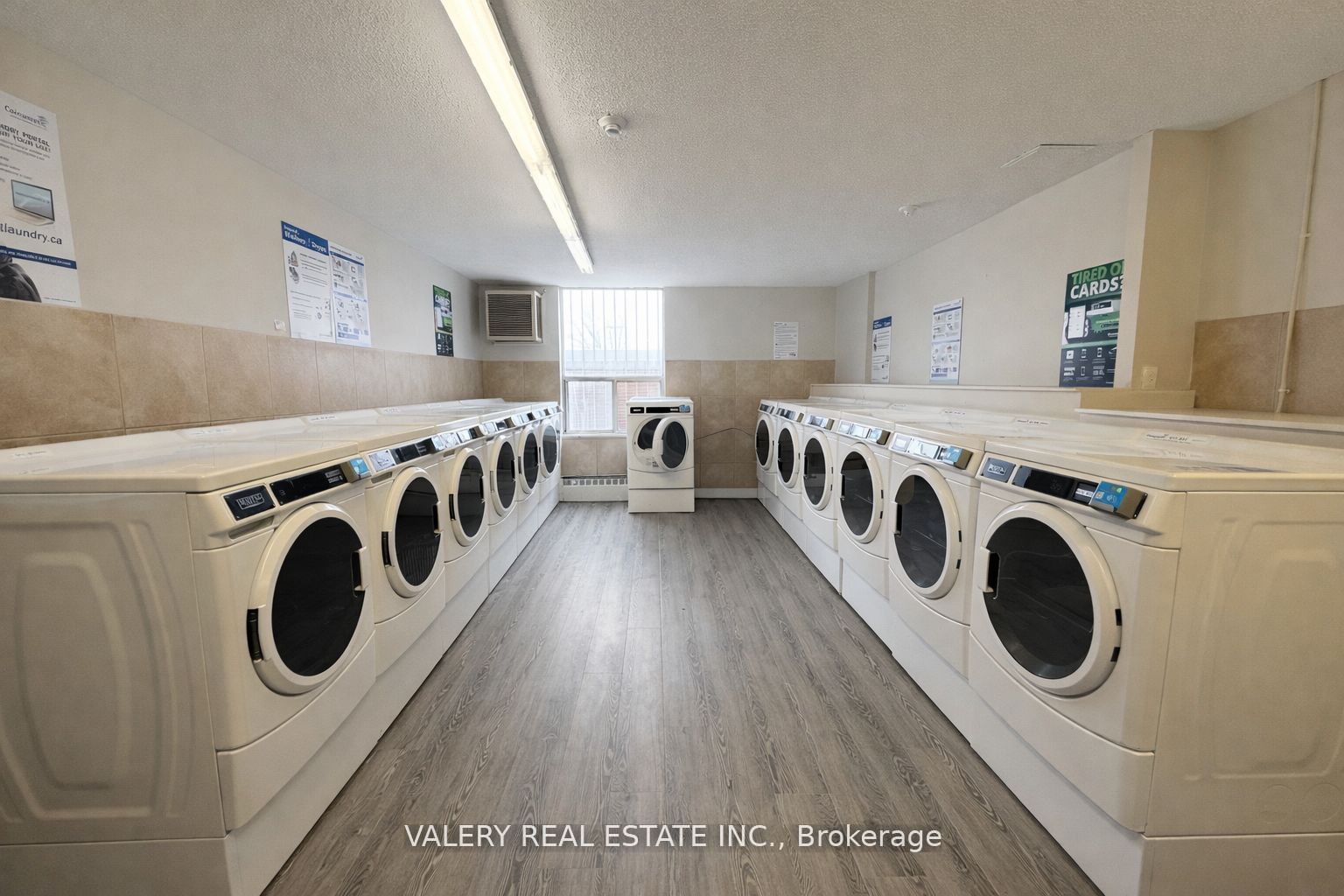 75 Eastdale Avenue 803 Property Photo 10