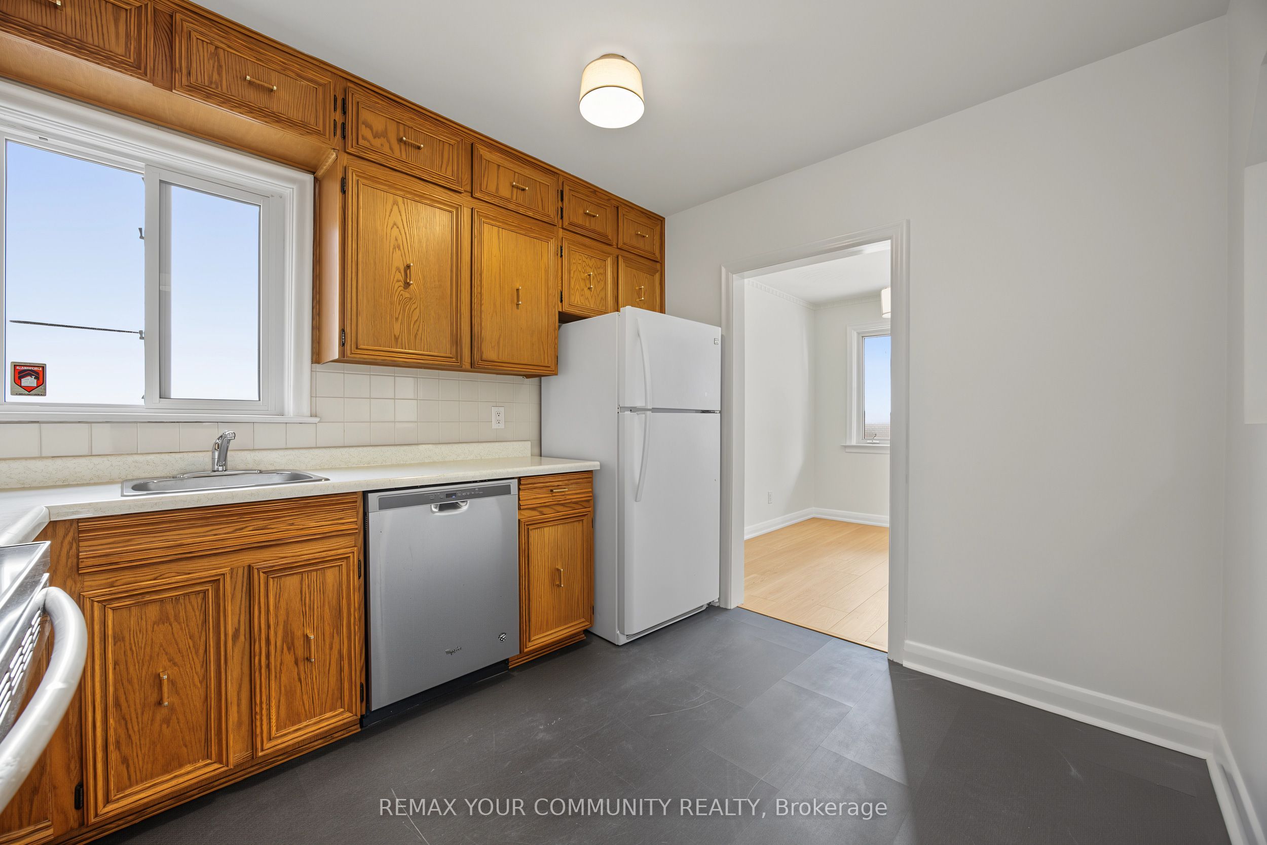 18 Robertsfield Crescent Property Photo 20