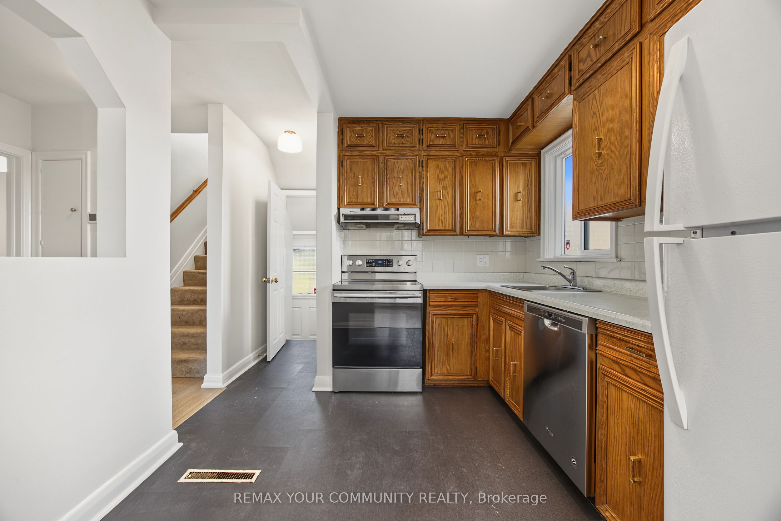 18 Robertsfield Crescent Property Photo 21