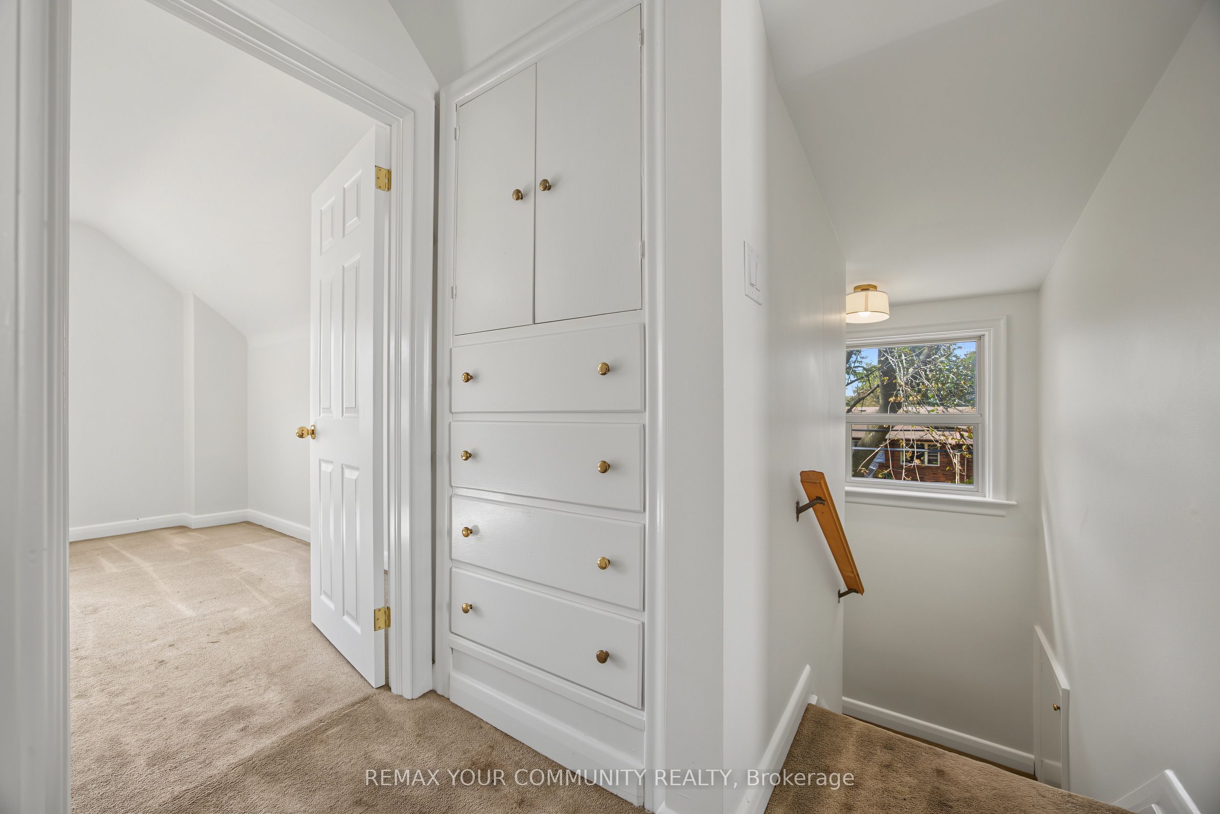 18 Robertsfield Crescent Property Photo 30
