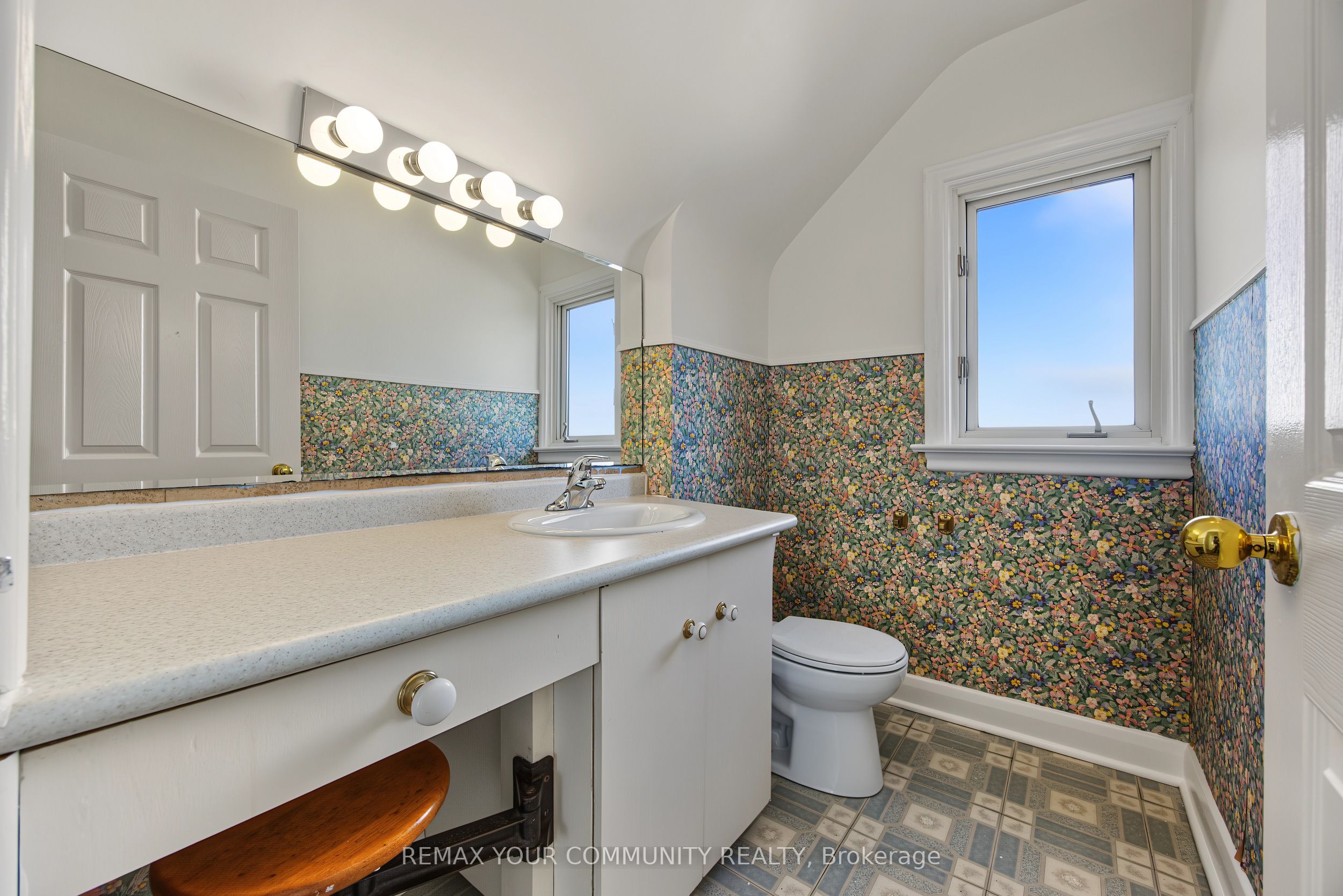 18 Robertsfield Crescent Property Photo 36