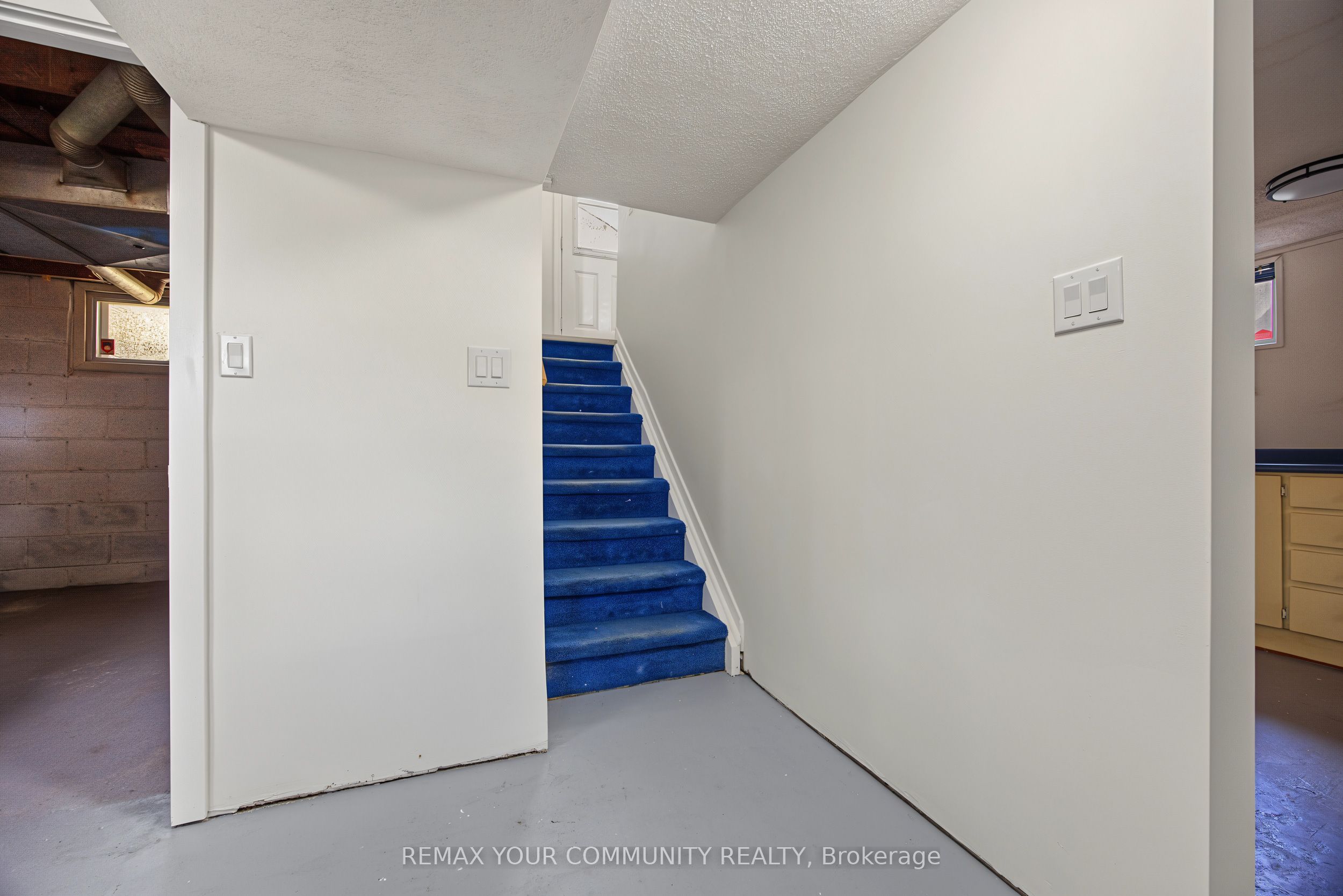 18 Robertsfield Crescent Property Photo 37