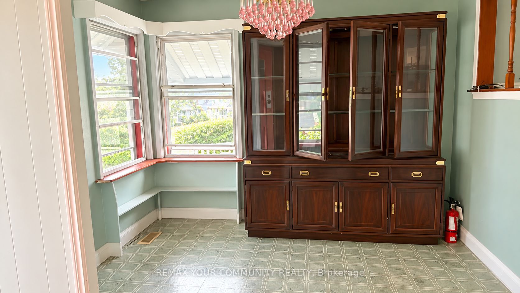 56 Commonwealth Avenue Property Photo 4