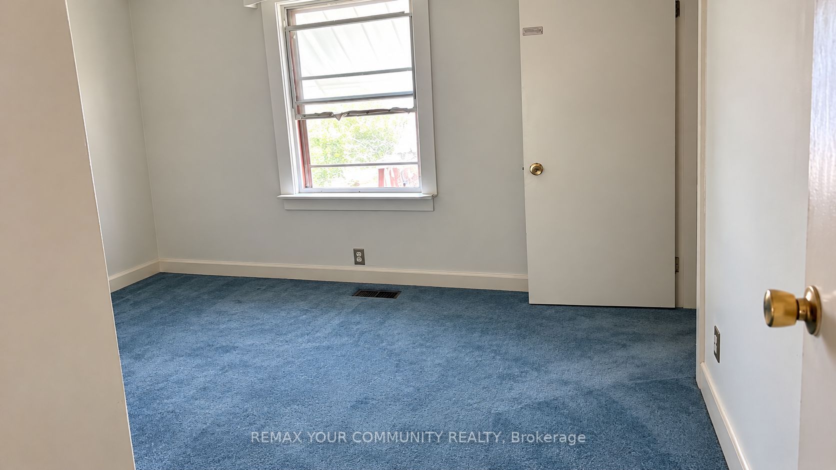56 Commonwealth Avenue Property Photo 6