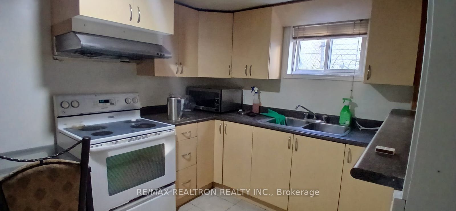 112 Petworth Crescent Property Photo 4