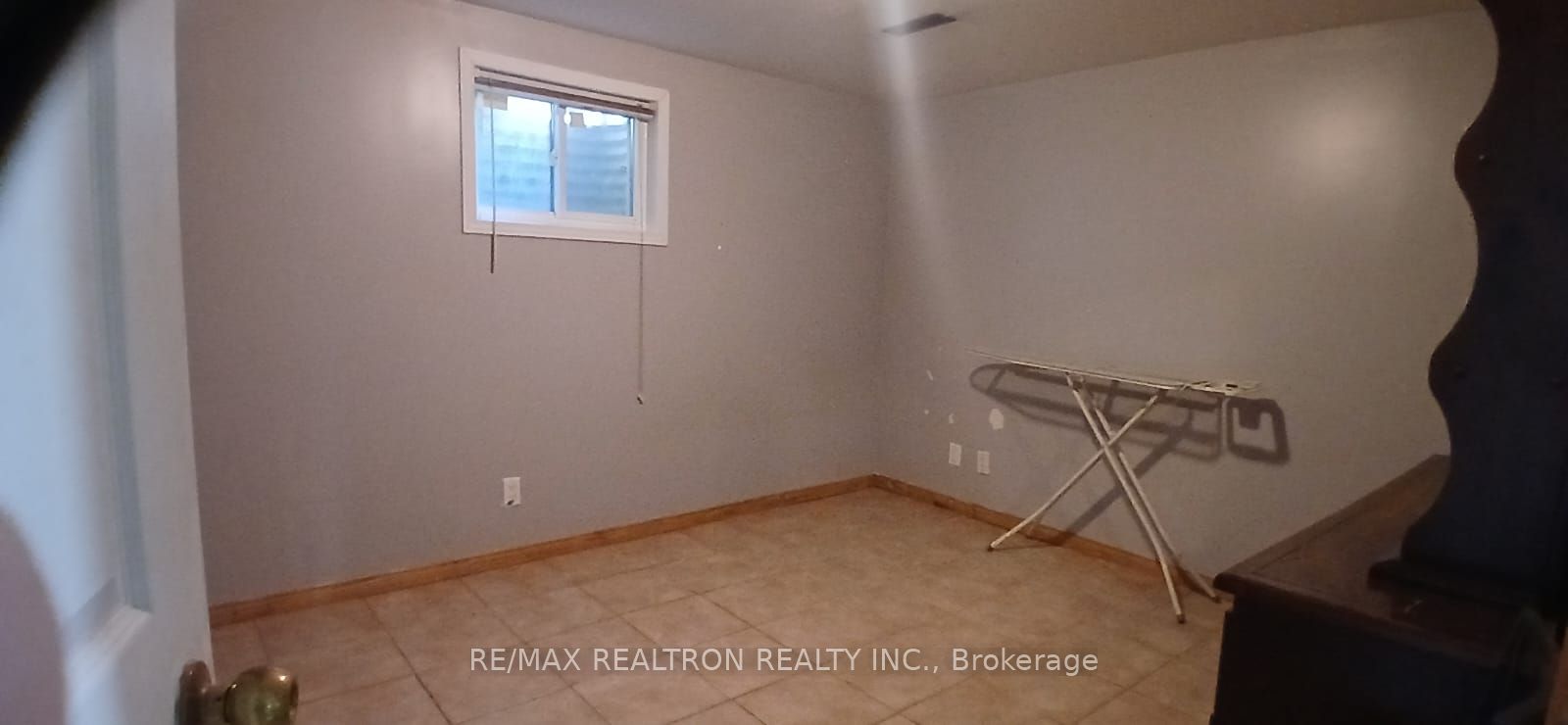 112 Petworth Crescent Property Photo 9