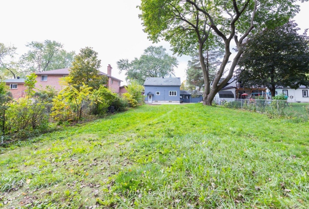 29 Megan Avenue Property Photo 17