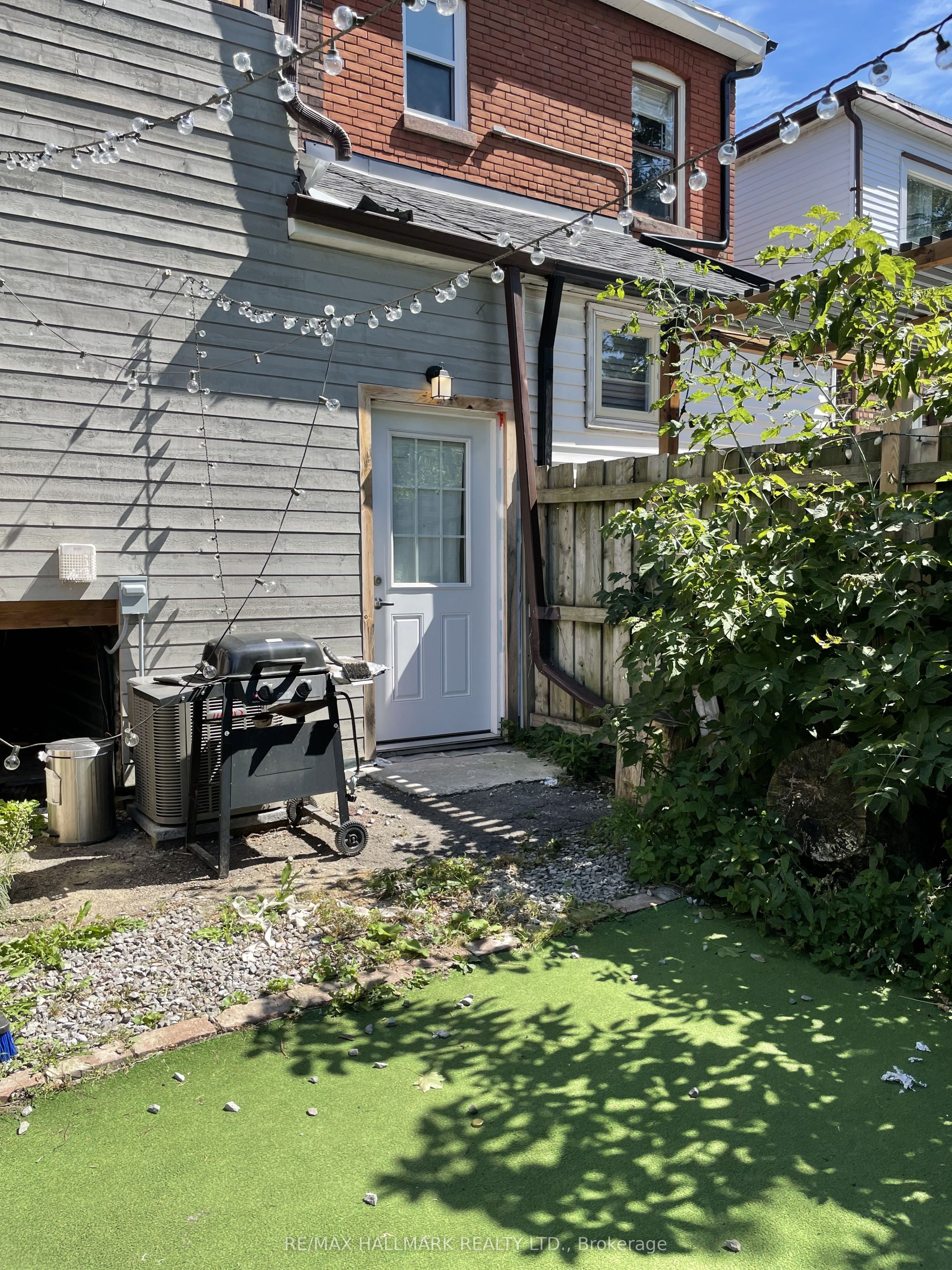 88 Lamb Avenue Basement Property Photo 2