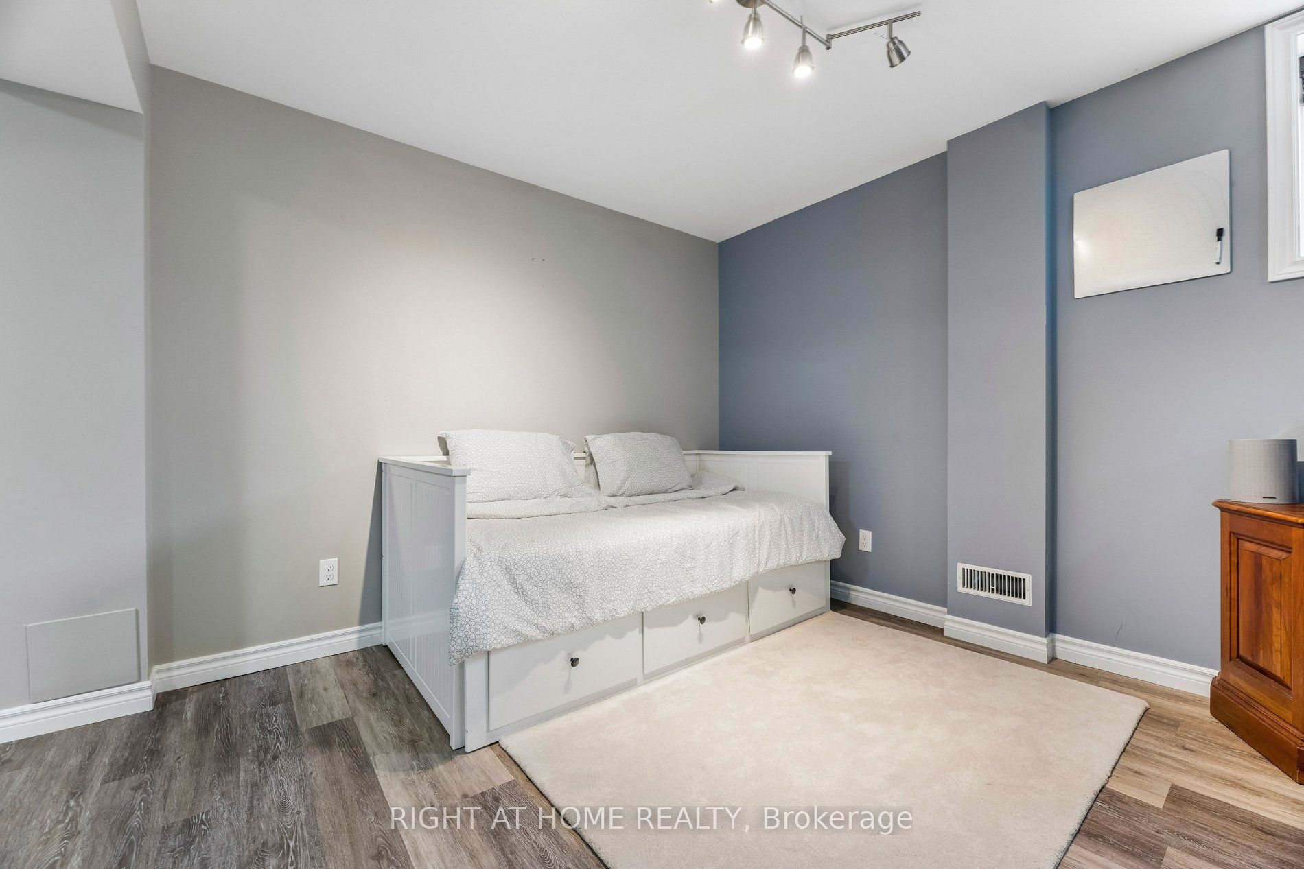 29 Bannister Street Property Photo 34